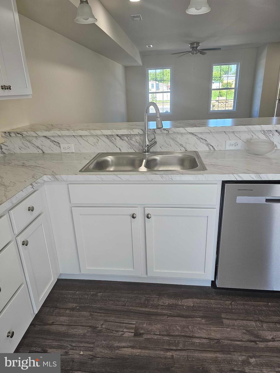 ROJAN MEADOWS - Residential