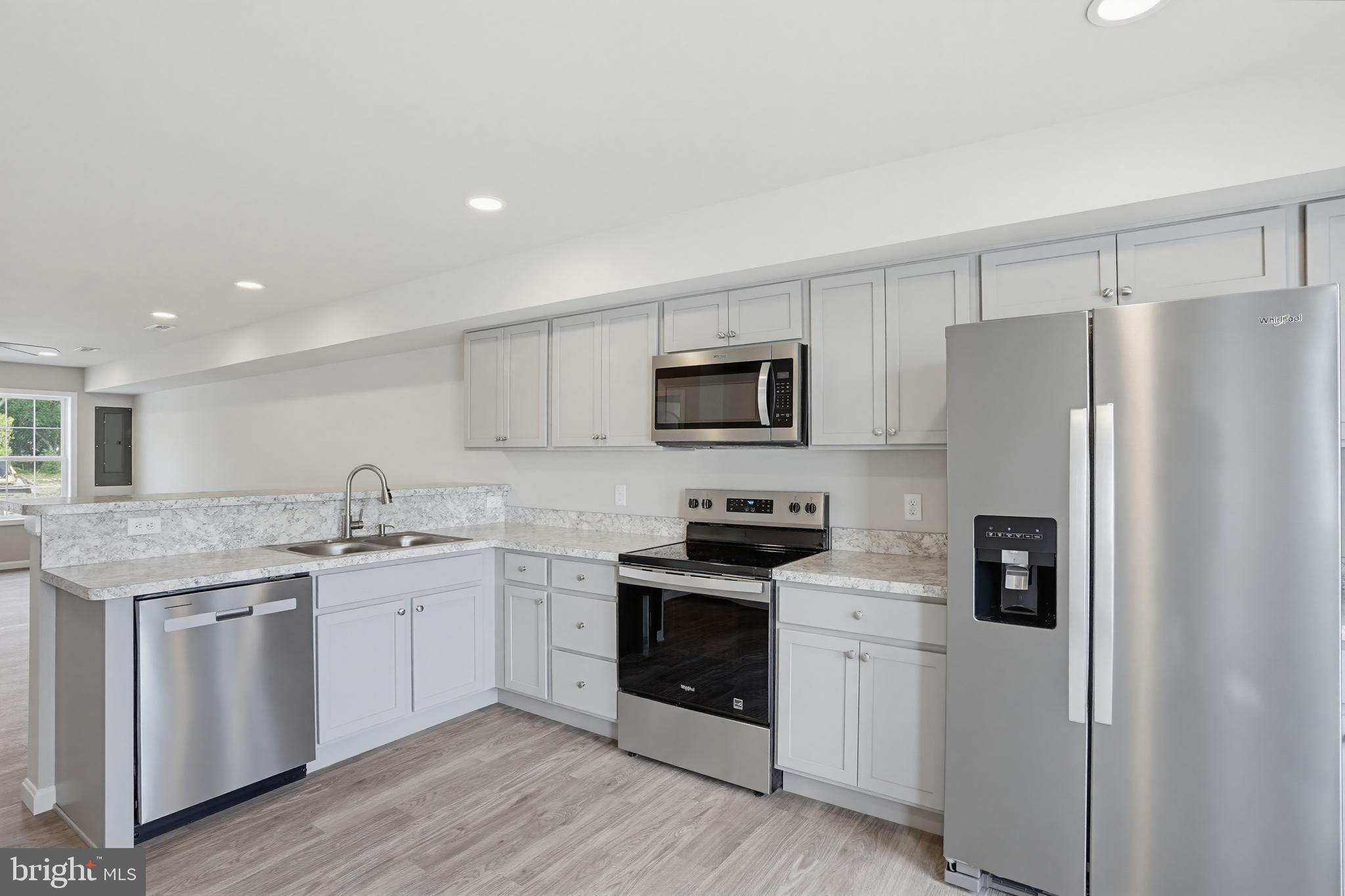 ROJAN MEADOWS - Residential
