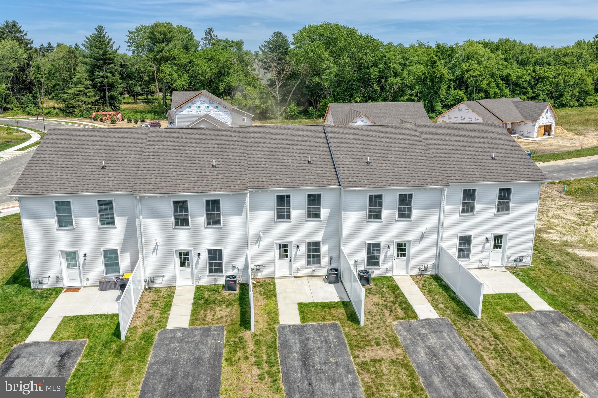 ROJAN MEADOWS - Residential