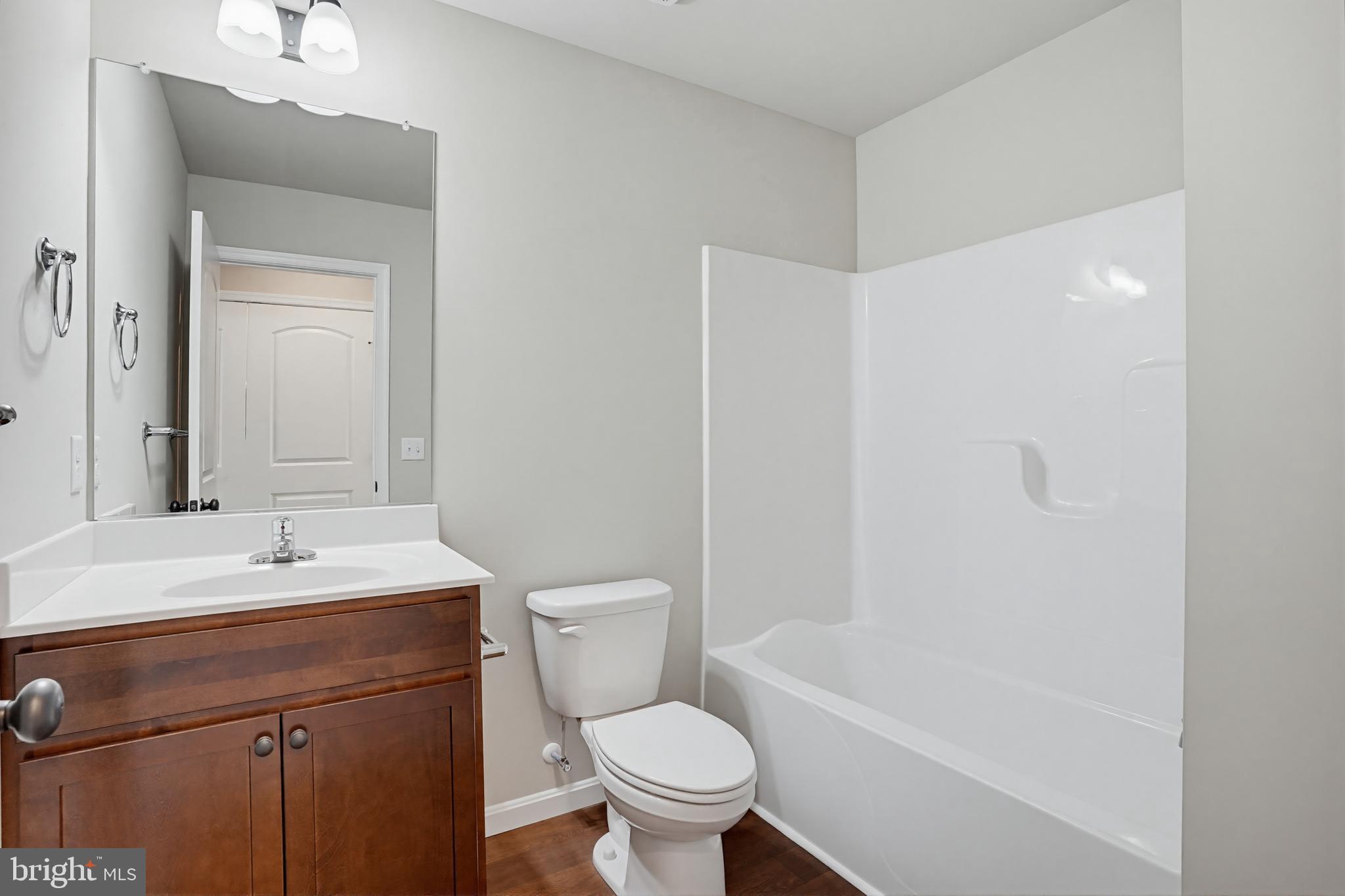 ROJAN MEADOWS - Residential