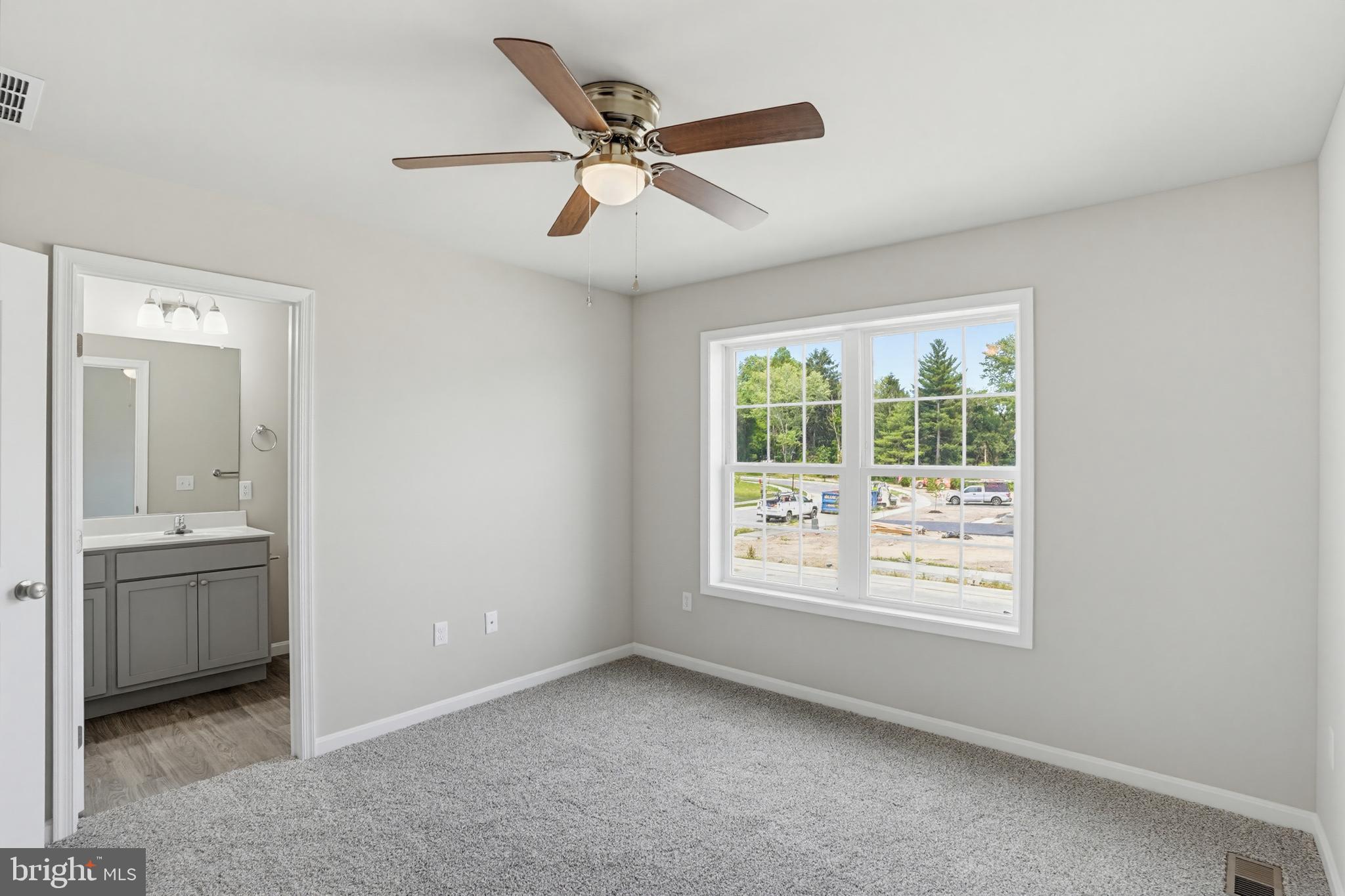 ROJAN MEADOWS - Residential