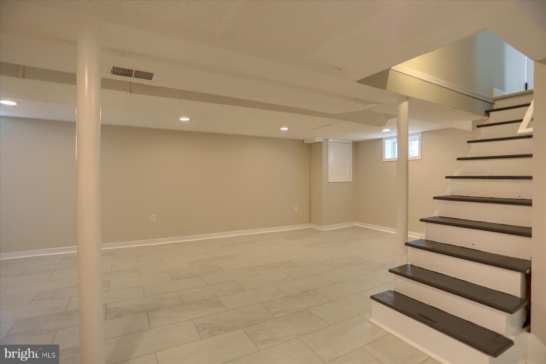 CATONSVILLE PINES - Residential