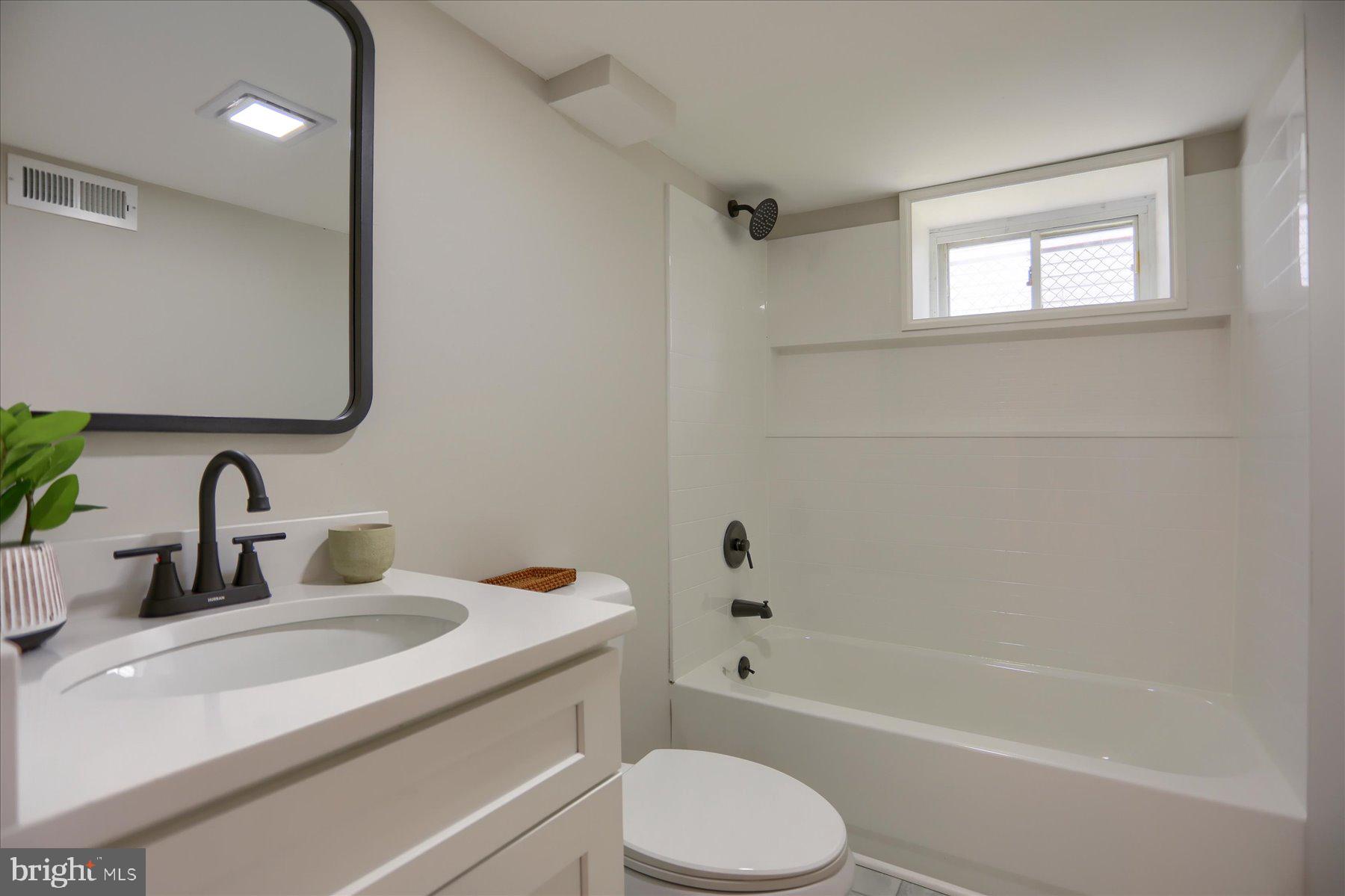 CATONSVILLE PINES - Residential