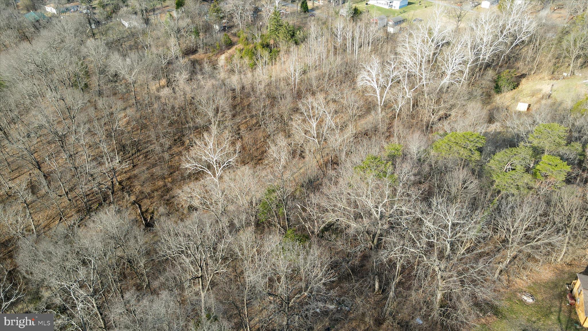 HARPERS FERRY CAMPSITES - Land