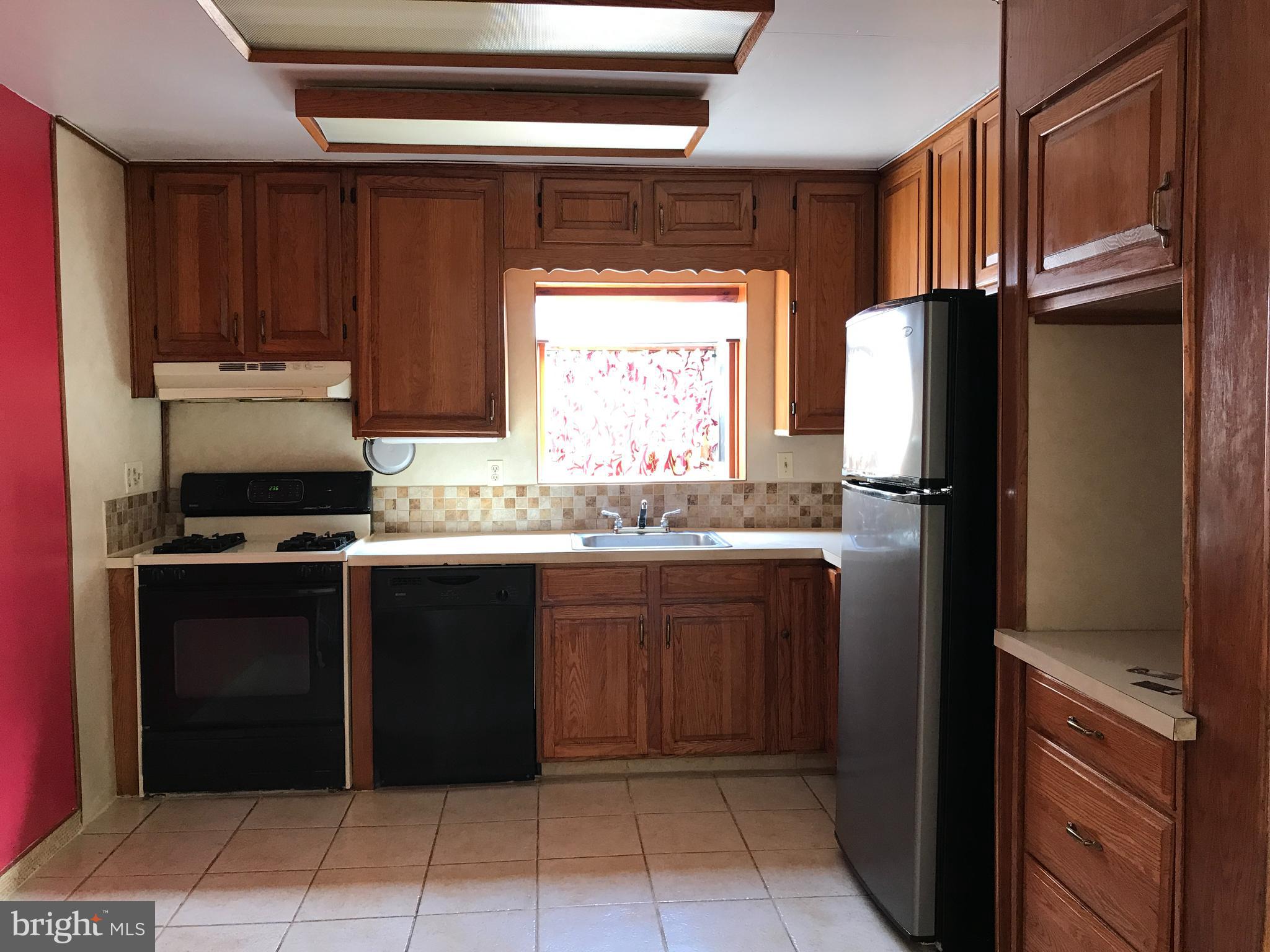 PHILADELPHIA (NORTHEAST) - Residential
