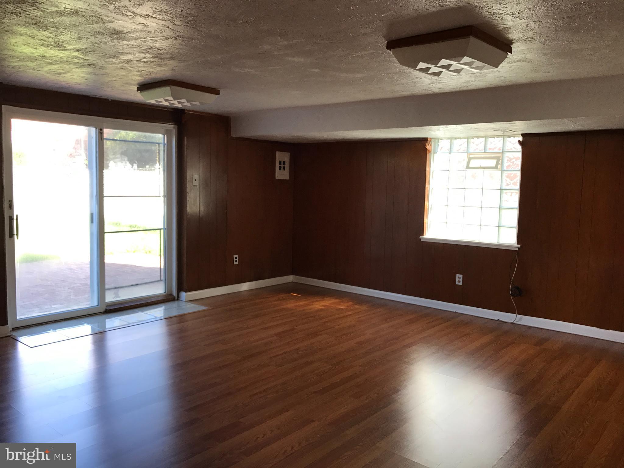 PHILADELPHIA (NORTHEAST) - Residential
