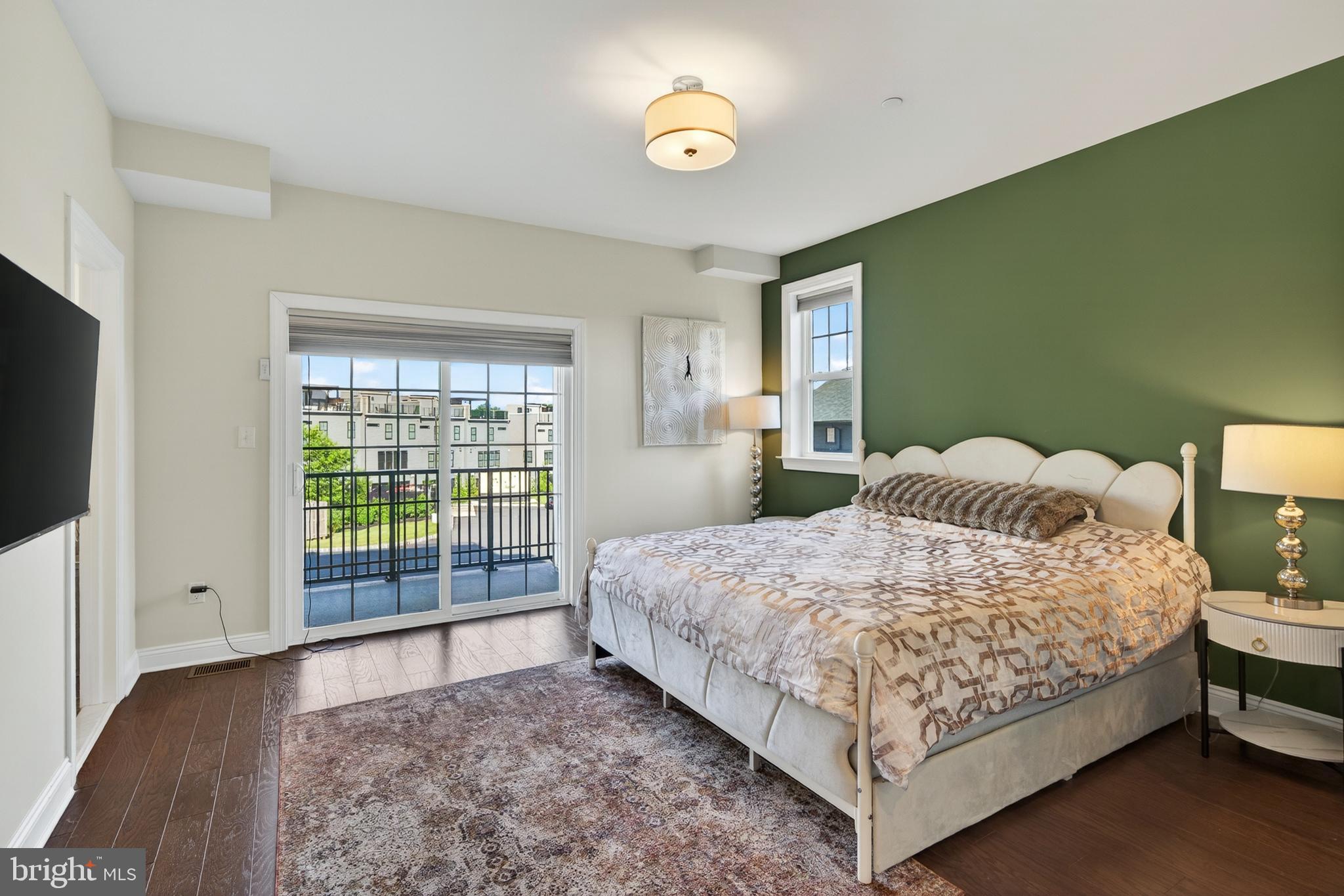 NEWTOWN WALK AT ELLIS PRESERVE - Residential