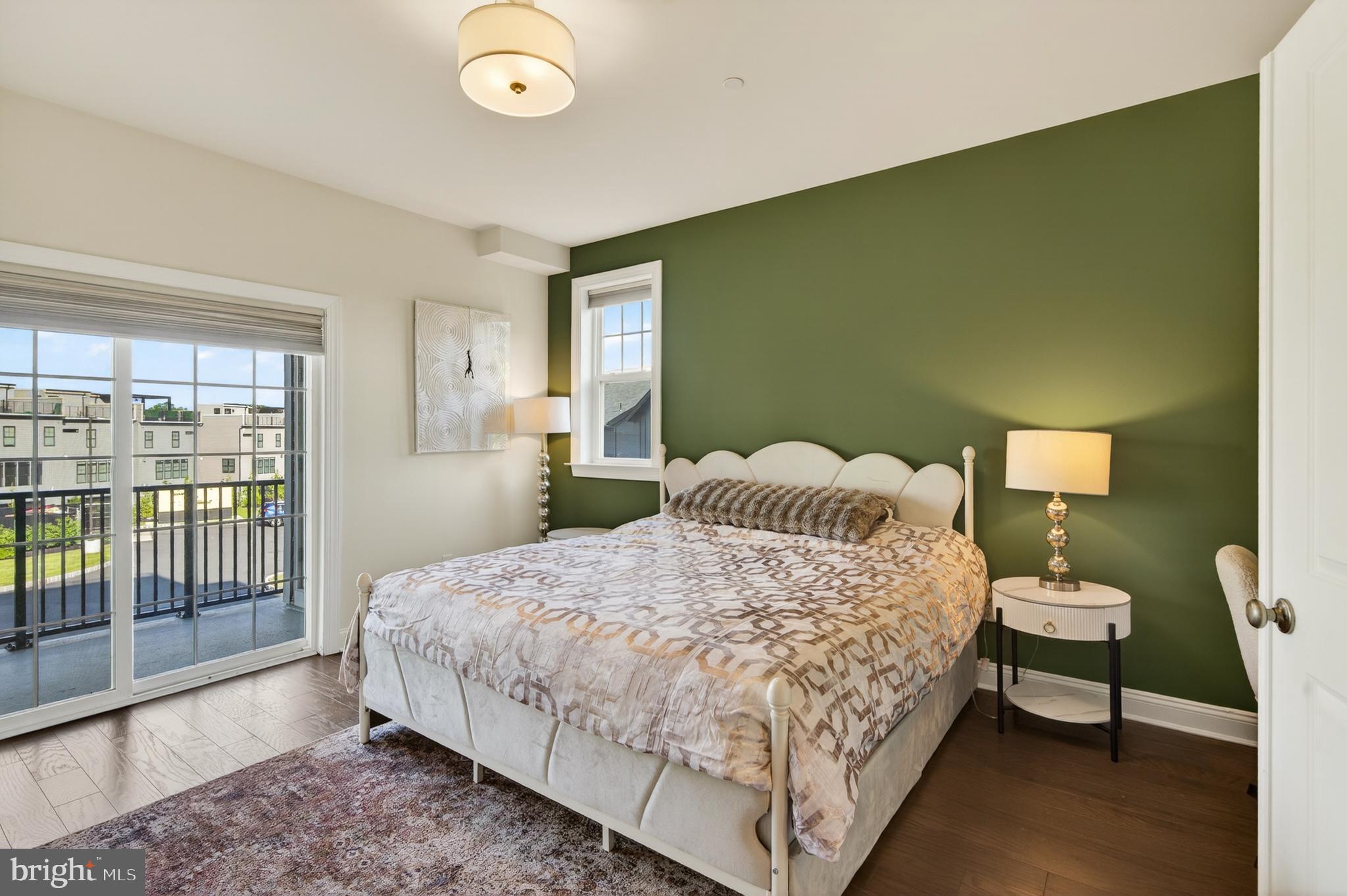 NEWTOWN WALK AT ELLIS PRESERVE - Residential