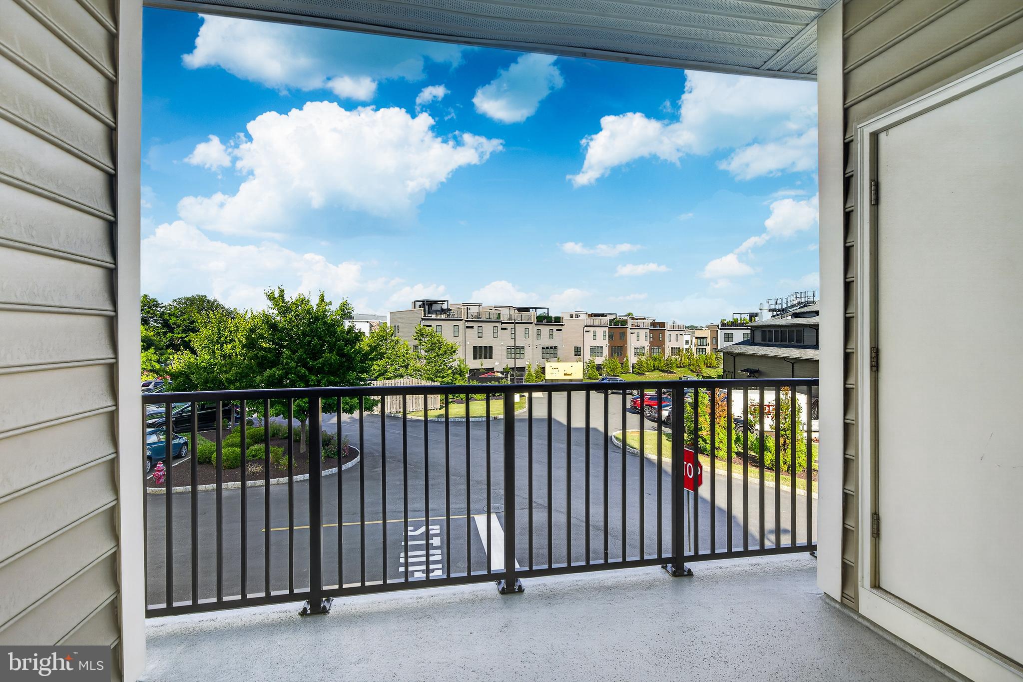 NEWTOWN WALK AT ELLIS PRESERVE - Residential