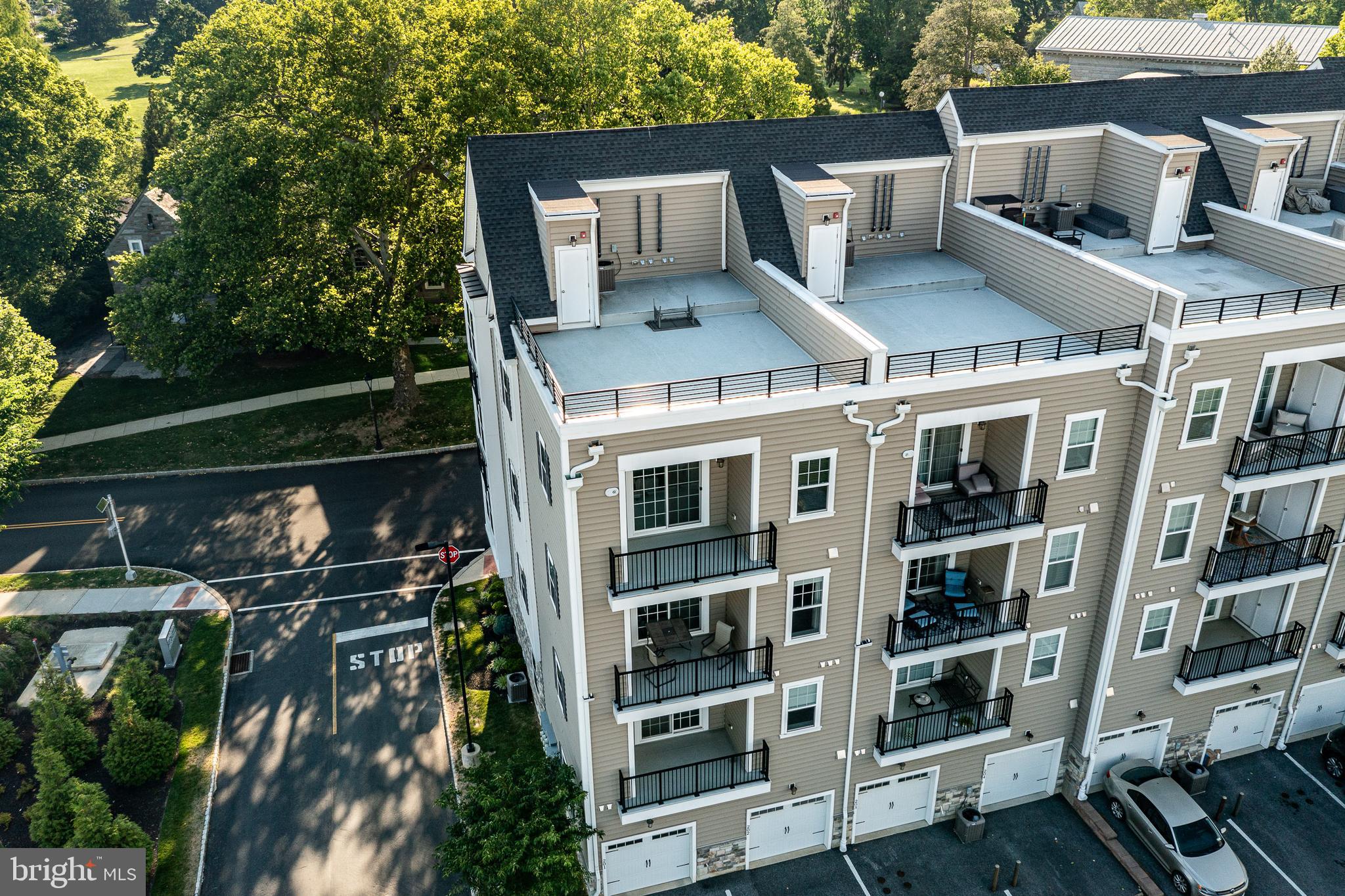 NEWTOWN WALK AT ELLIS PRESERVE - Residential