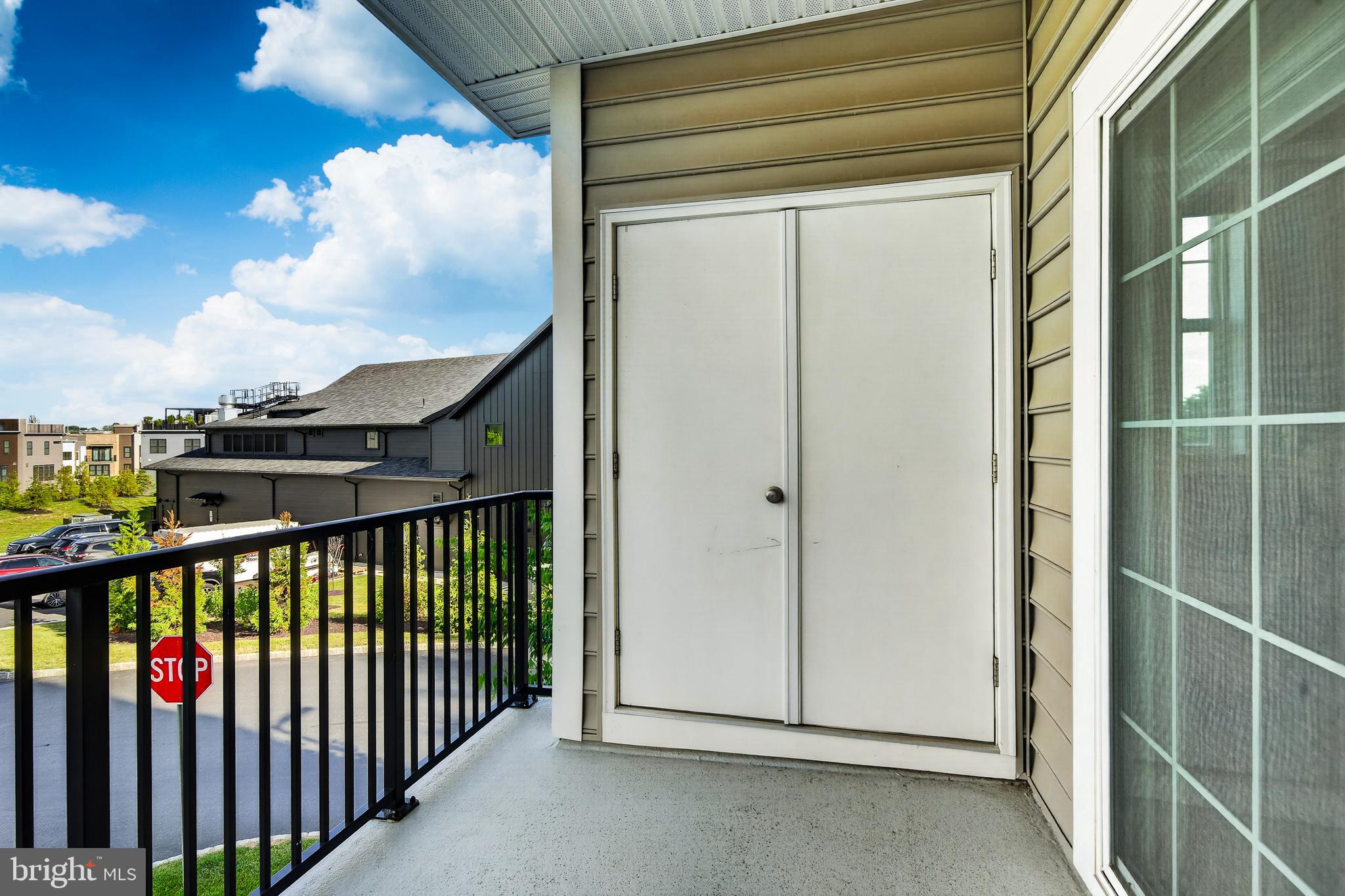 NEWTOWN WALK AT ELLIS PRESERVE - Residential