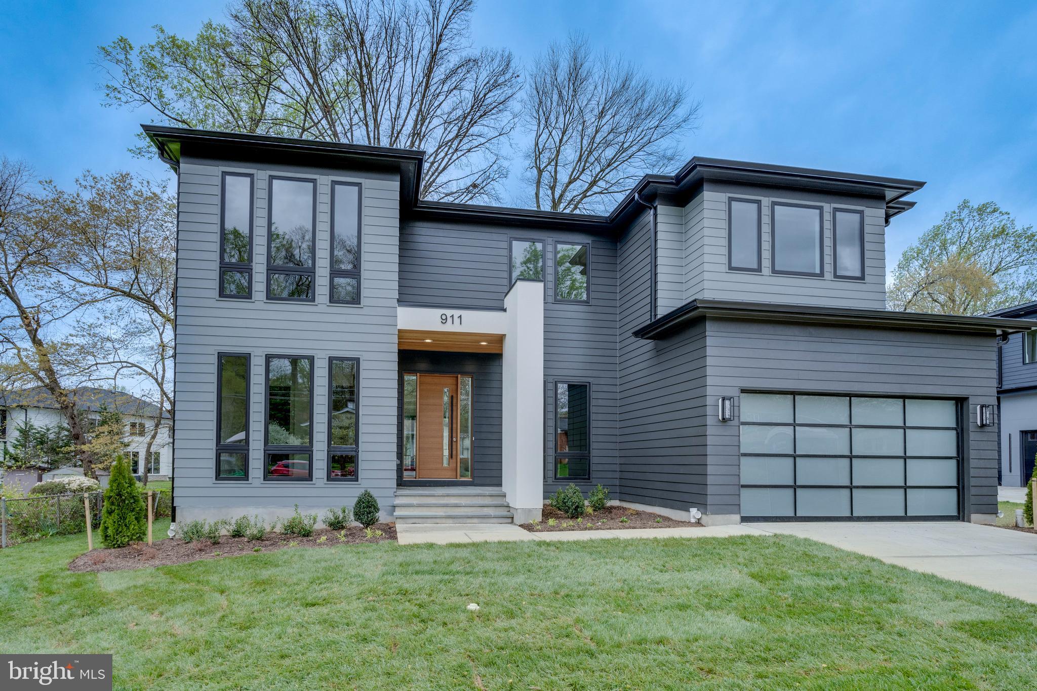 VIENNA WOODS - Residential