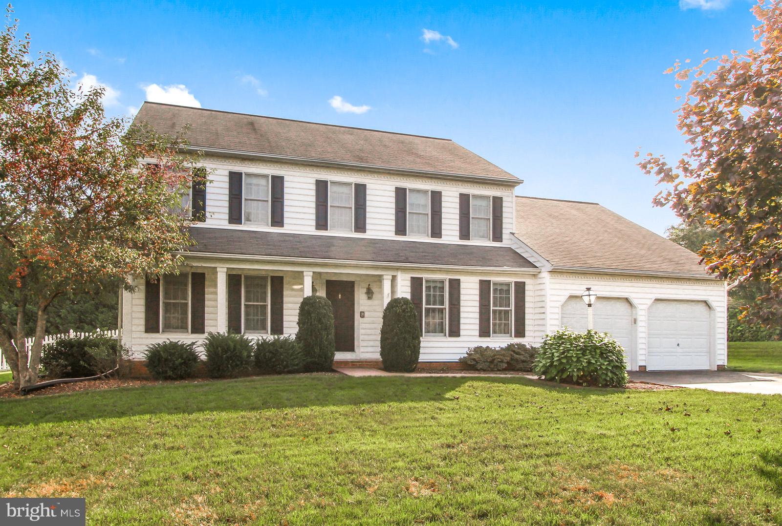 The Location is everything! Fall in love with being minutes to East York, major arteries, shopping, restaurants, Heritage Hills GC, Wisehaven Swim/Tennis Club, conveniences, and so much more.  This 5BR 3BA EGStoltzfus Home includes a first floor bedroom and full bath; 1st floor family room with gas fireplace; eat-in kitchen with island and double wall ovens; 2nd floor master suite with double walk-in closet and luxury bath with soaking tub; finished lower level; fenced rear yard with brick patio and SunSetter motorized awning; and you won't want to miss the 4-car tandem garage with tons of vehicle, storage and tinkering space. SEE AGENT REMARKS!