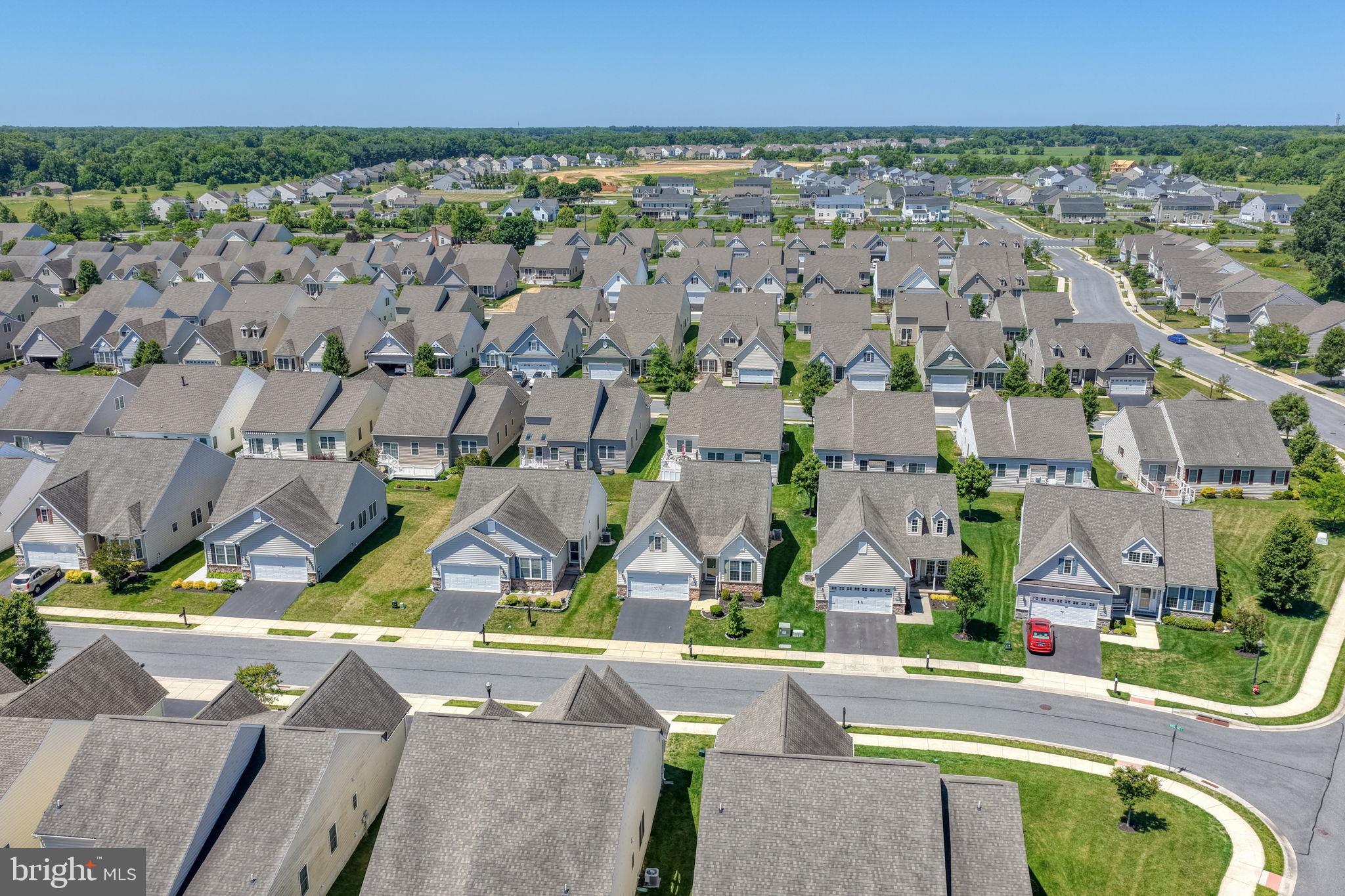 VILLAGE OF EASTRIDGE - Residential
