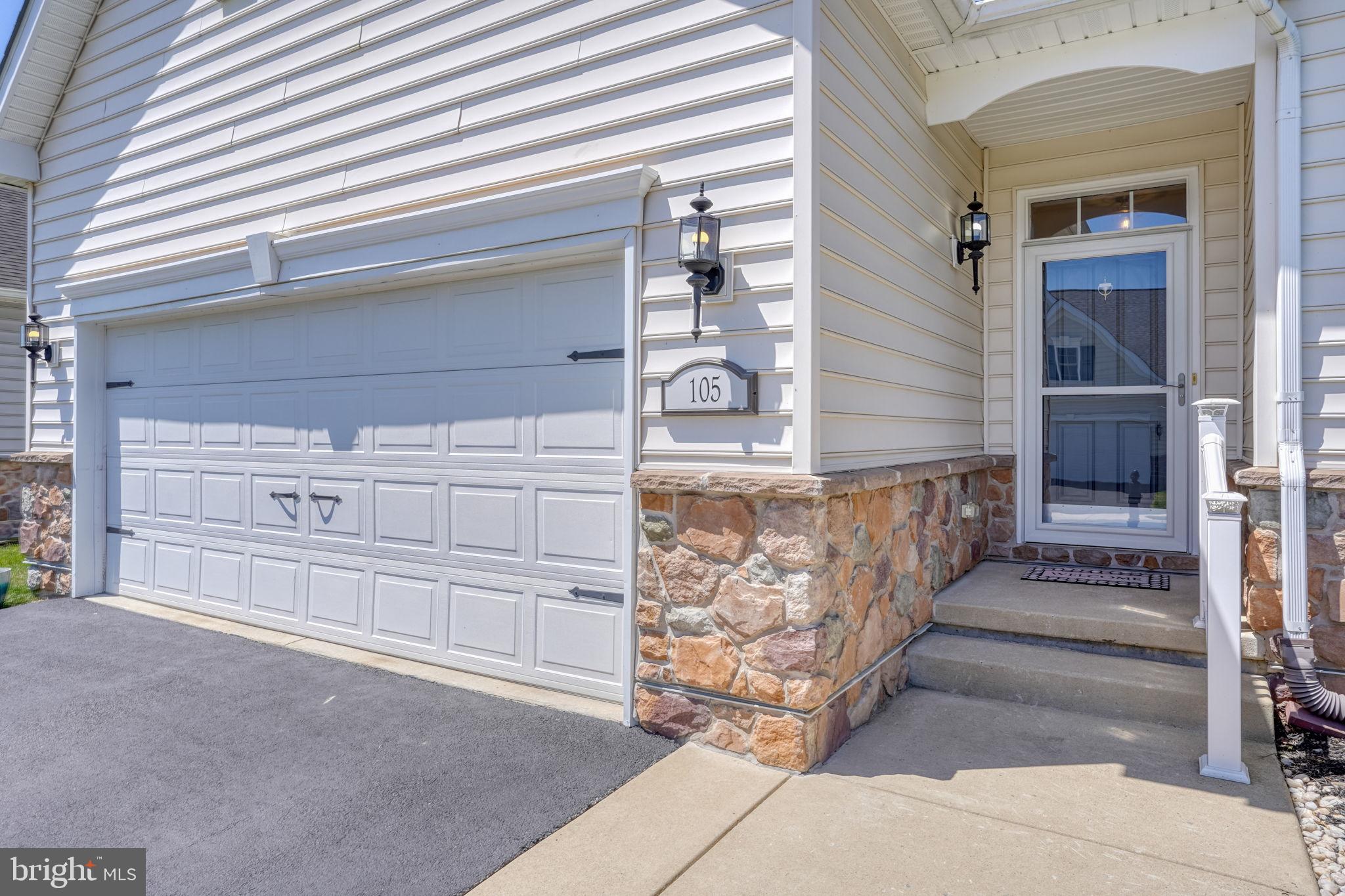 VILLAGE OF EASTRIDGE - Residential