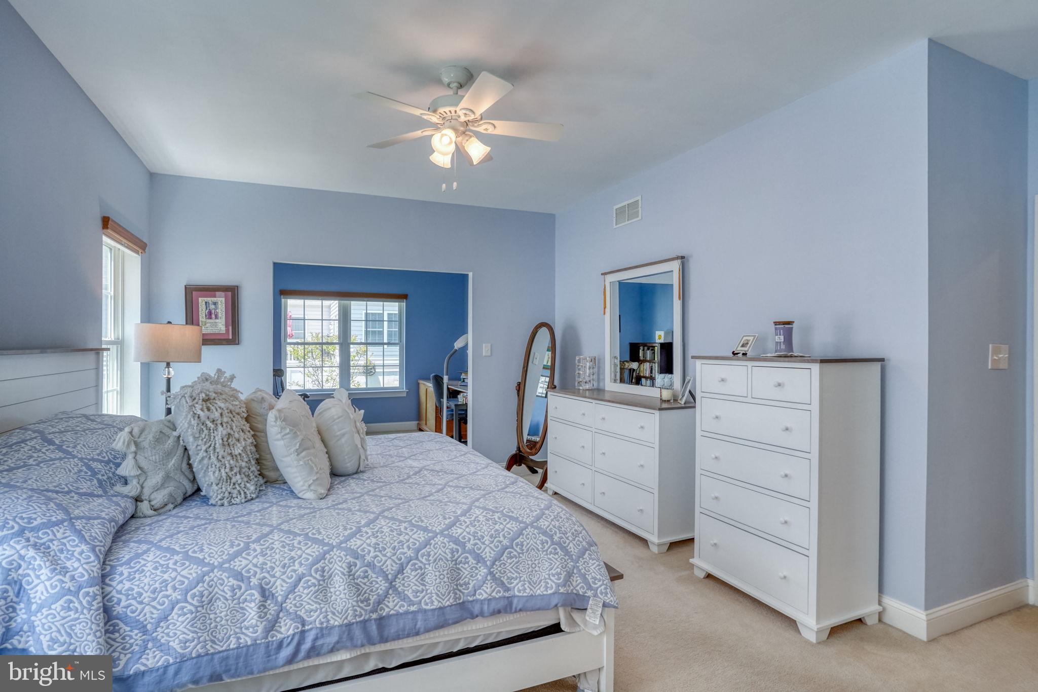 VILLAGE OF EASTRIDGE - Residential