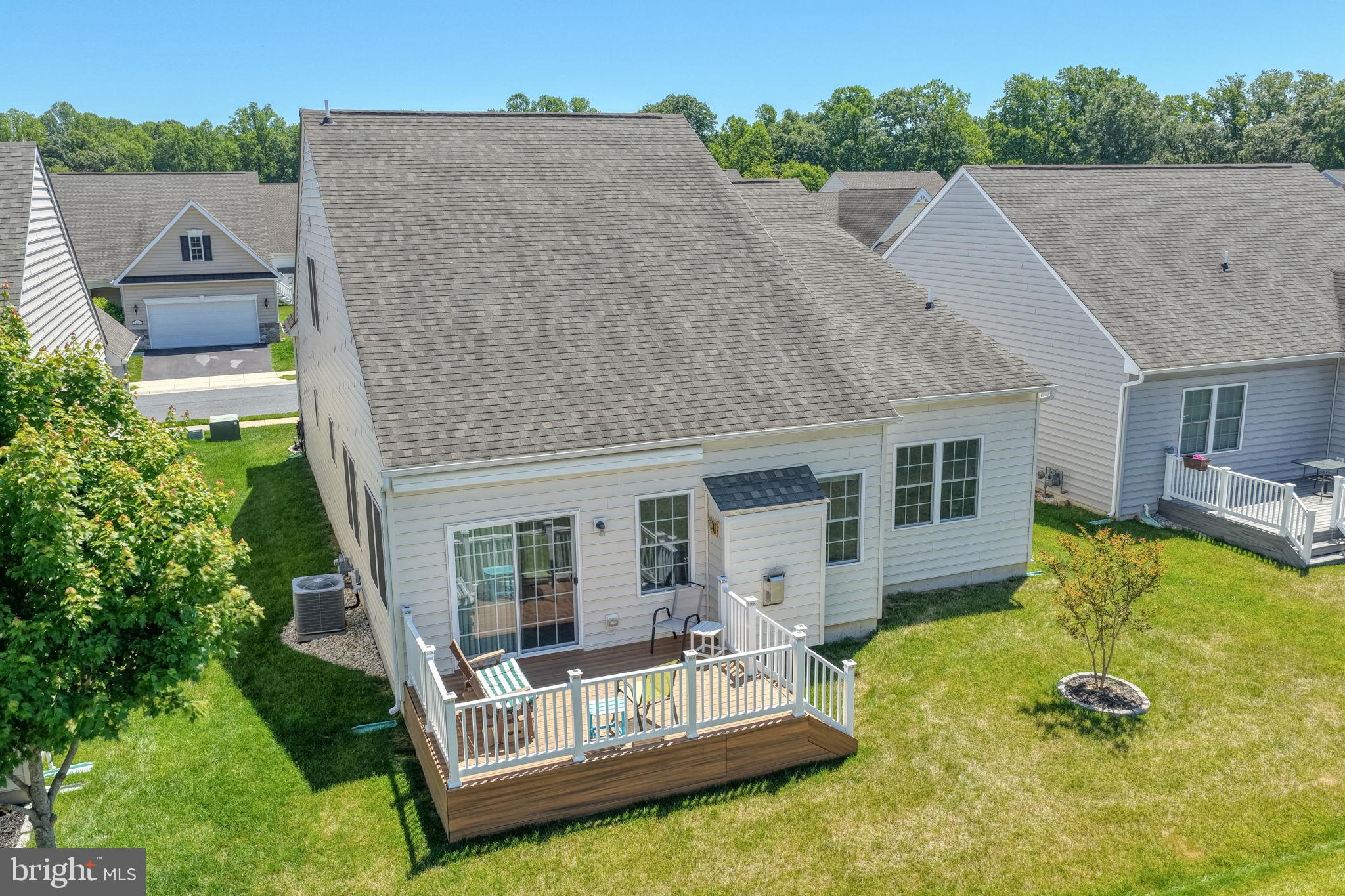VILLAGE OF EASTRIDGE - Residential