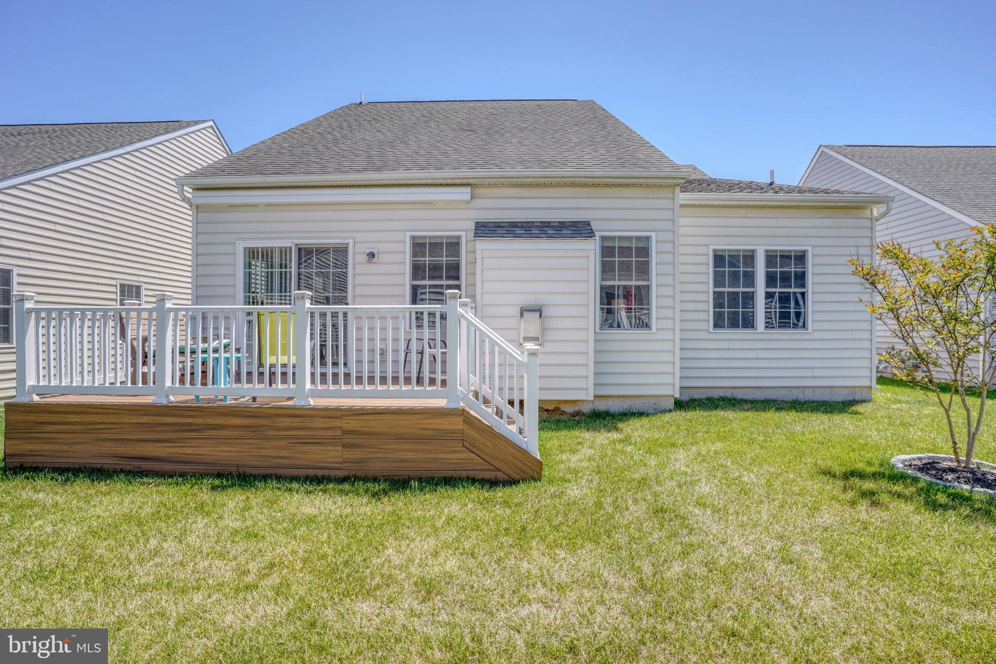 VILLAGE OF EASTRIDGE - Residential