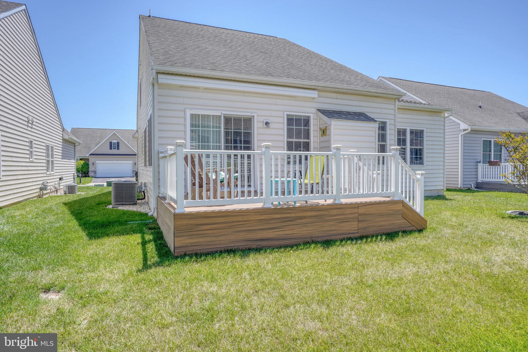 VILLAGE OF EASTRIDGE - Residential