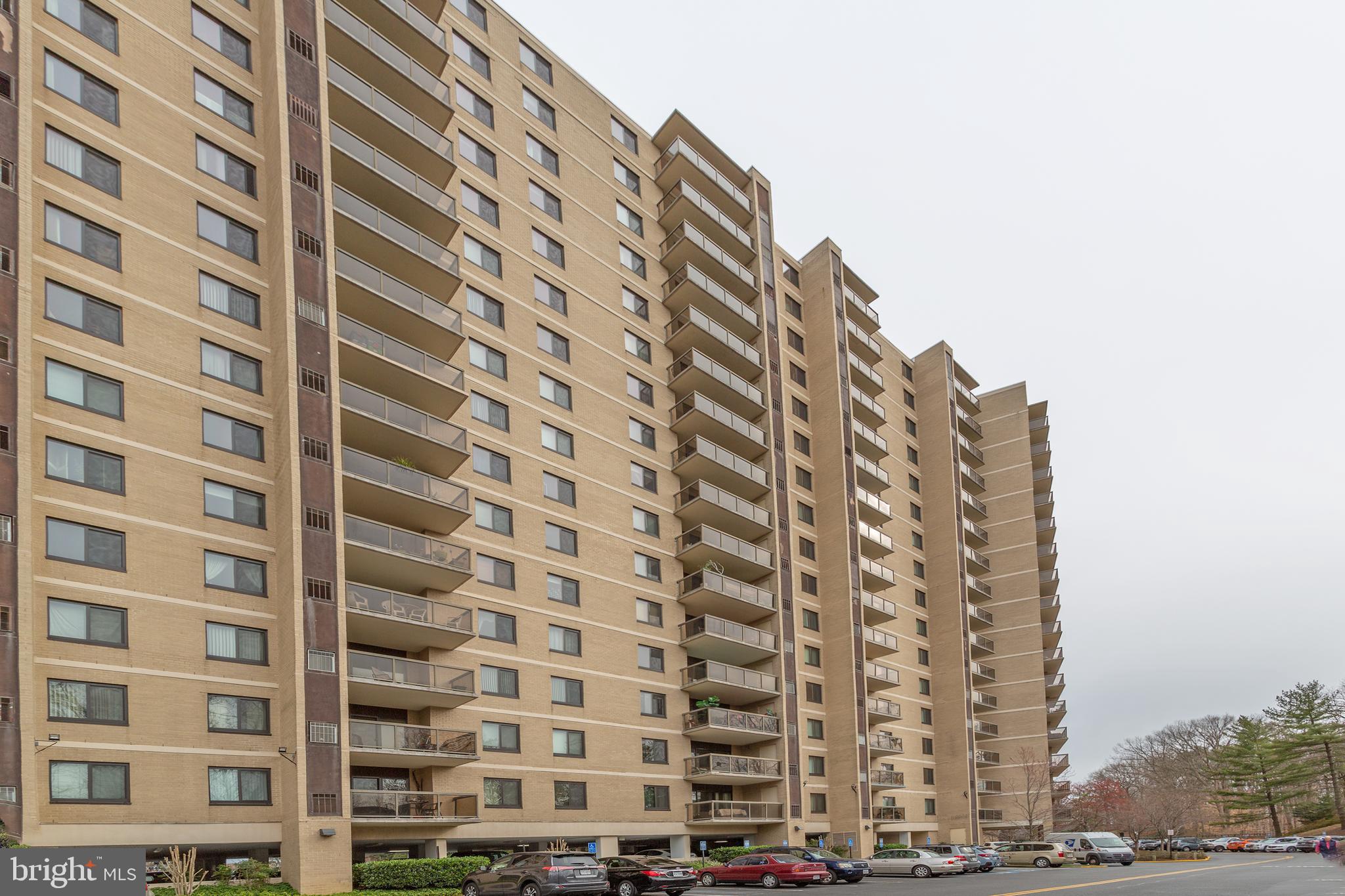 WATERGATE AT LANDMARK - Residential