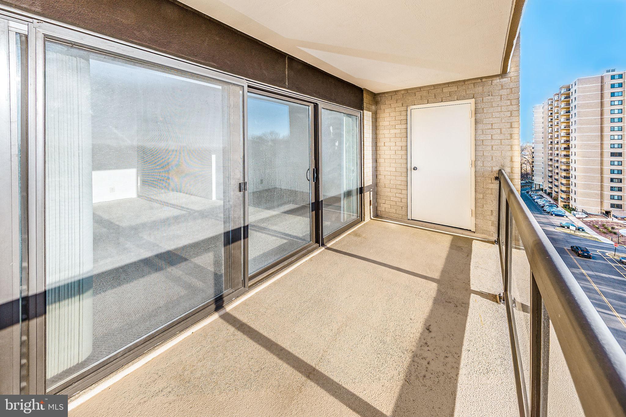 WATERGATE AT LANDMARK - Residential
