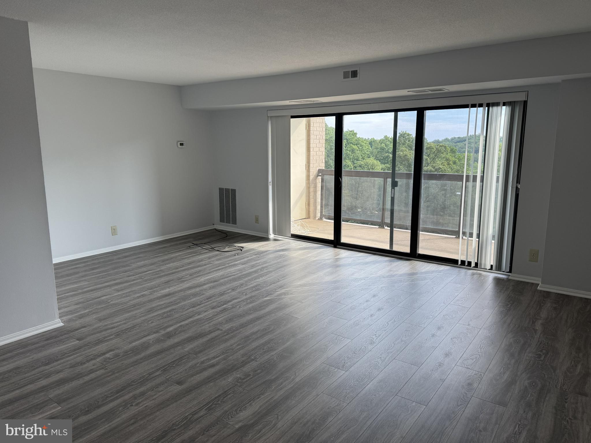 WATERGATE AT LANDMARK - Residential