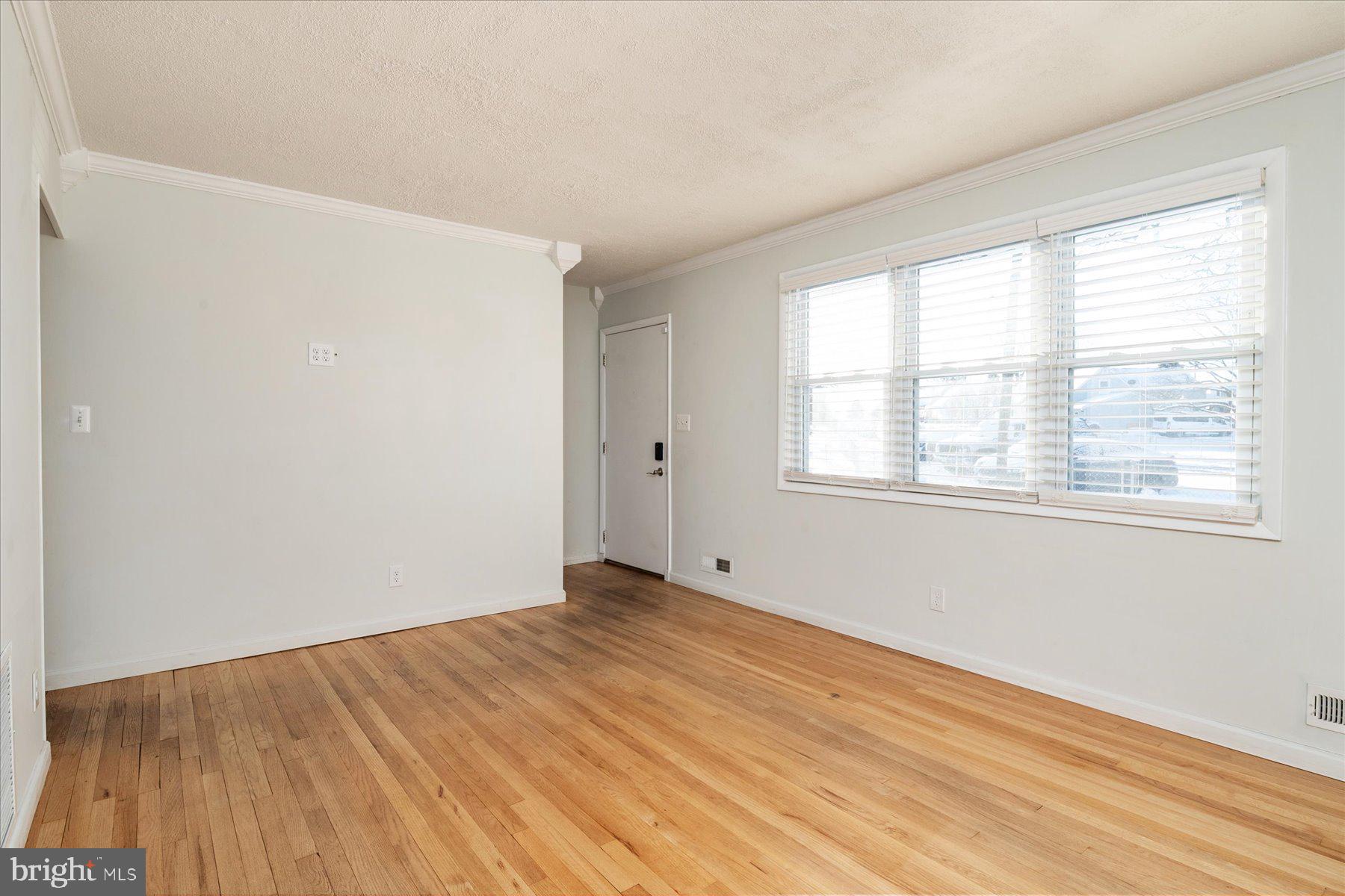 ESSEX - Residential