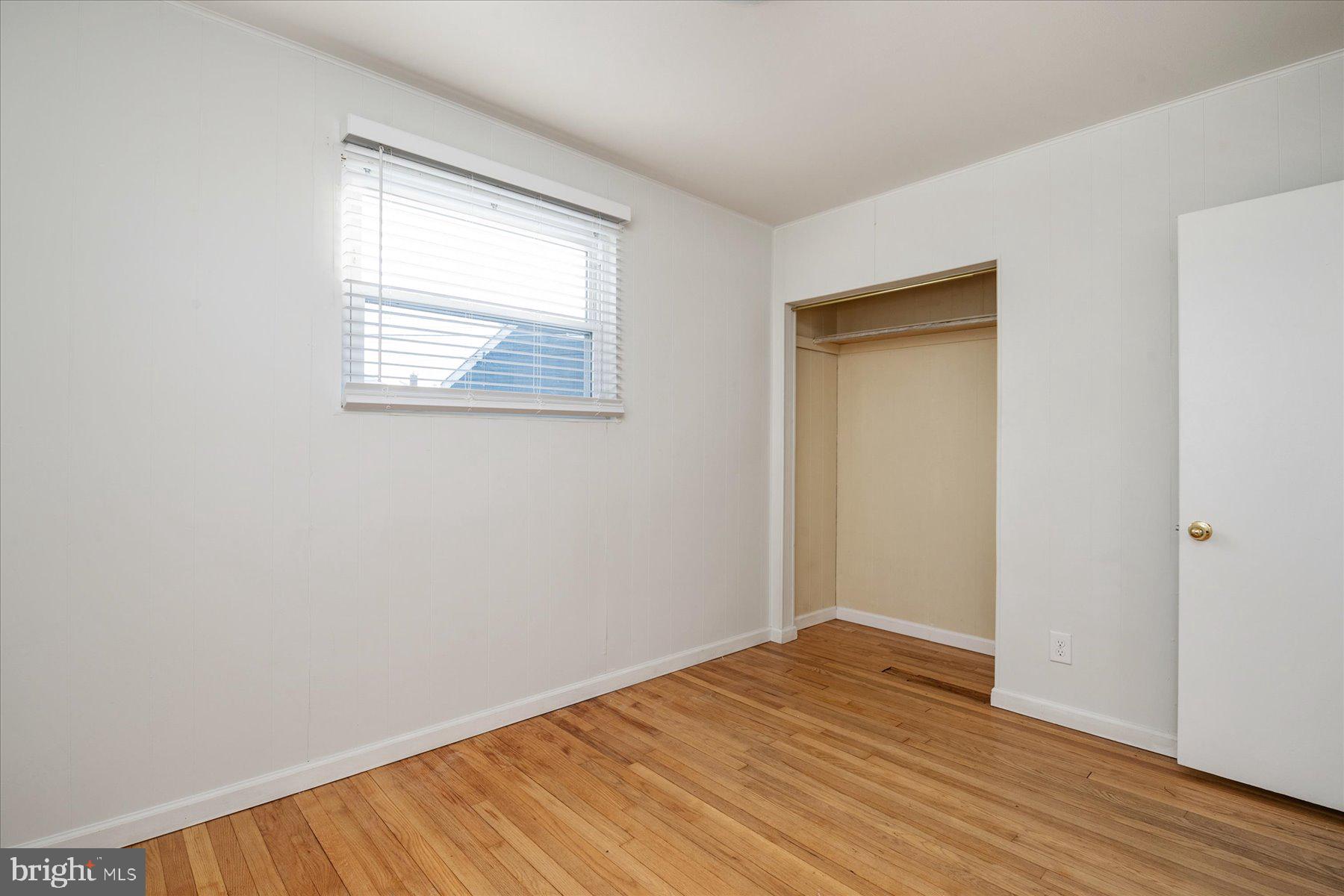 ESSEX - Residential