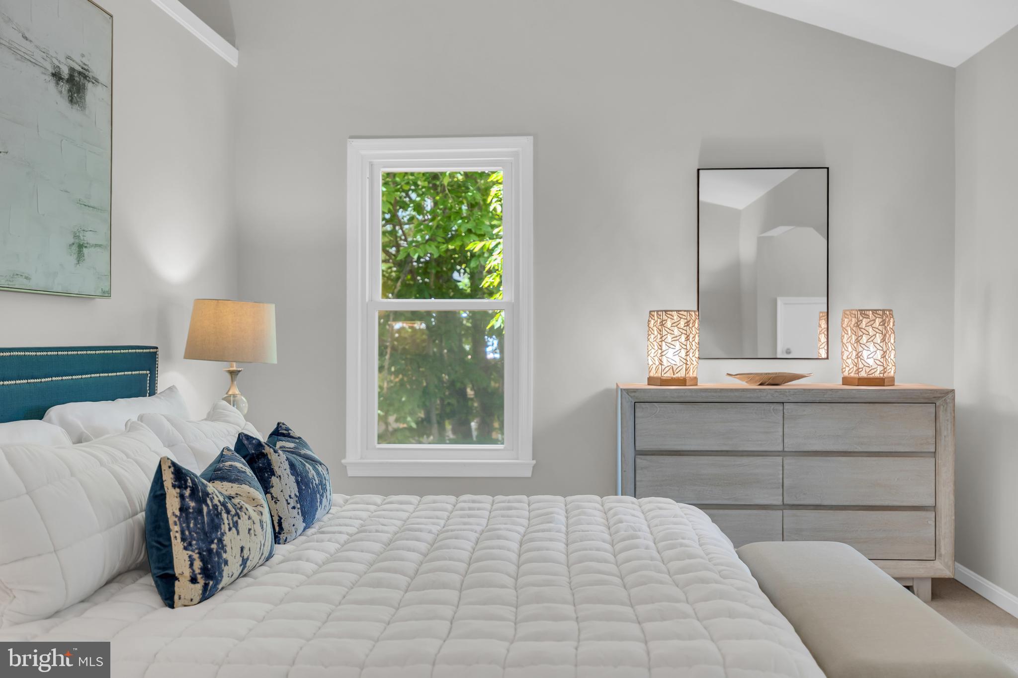 SOUTH RUN OAKS - Residential