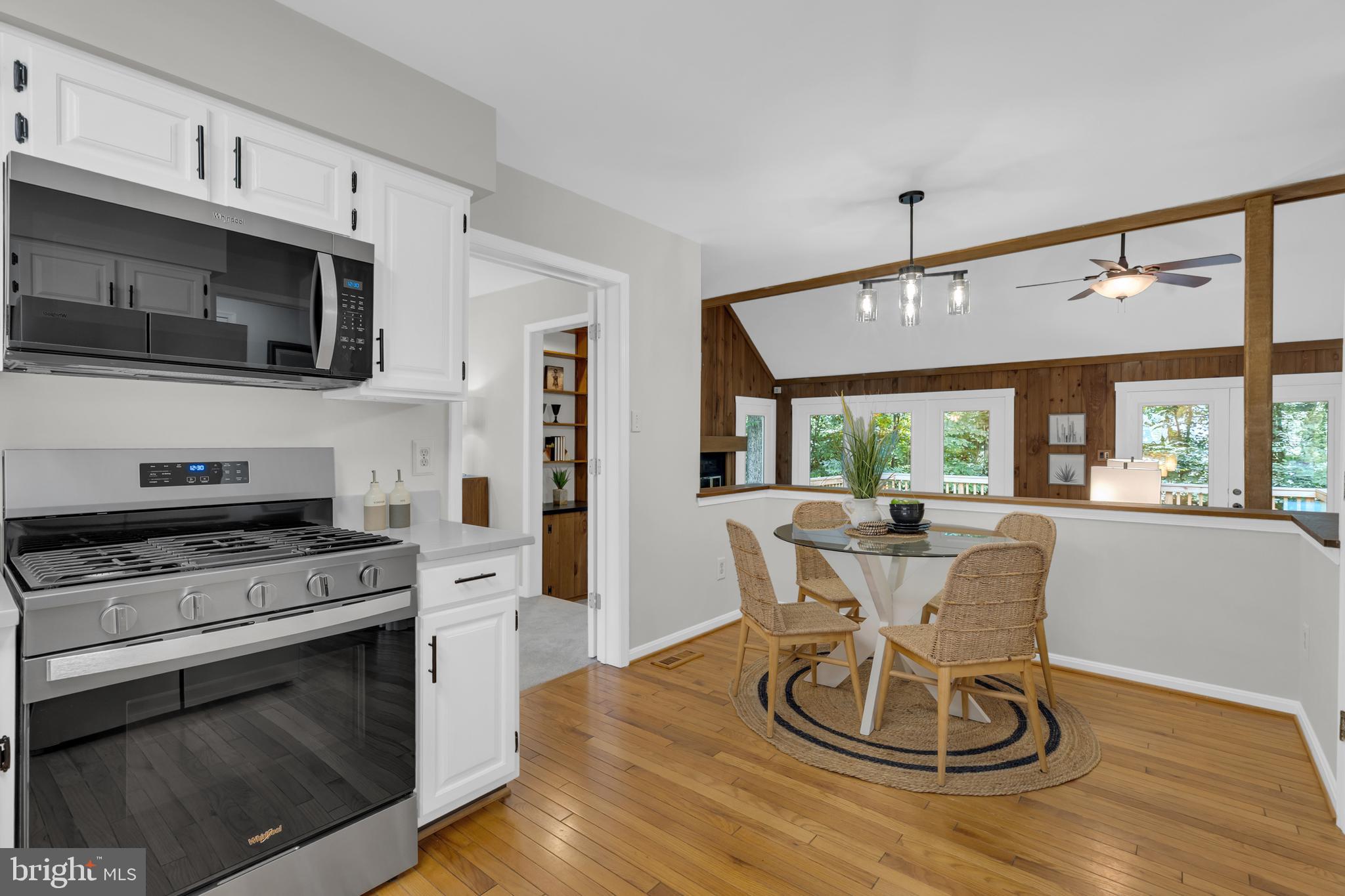 SOUTH RUN OAKS - Residential