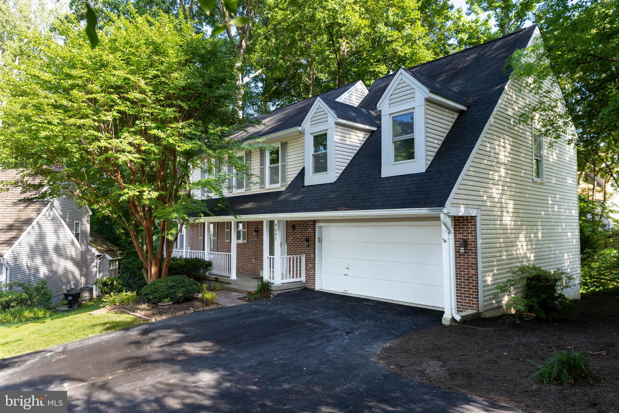 SOUTH RUN OAKS - Residential