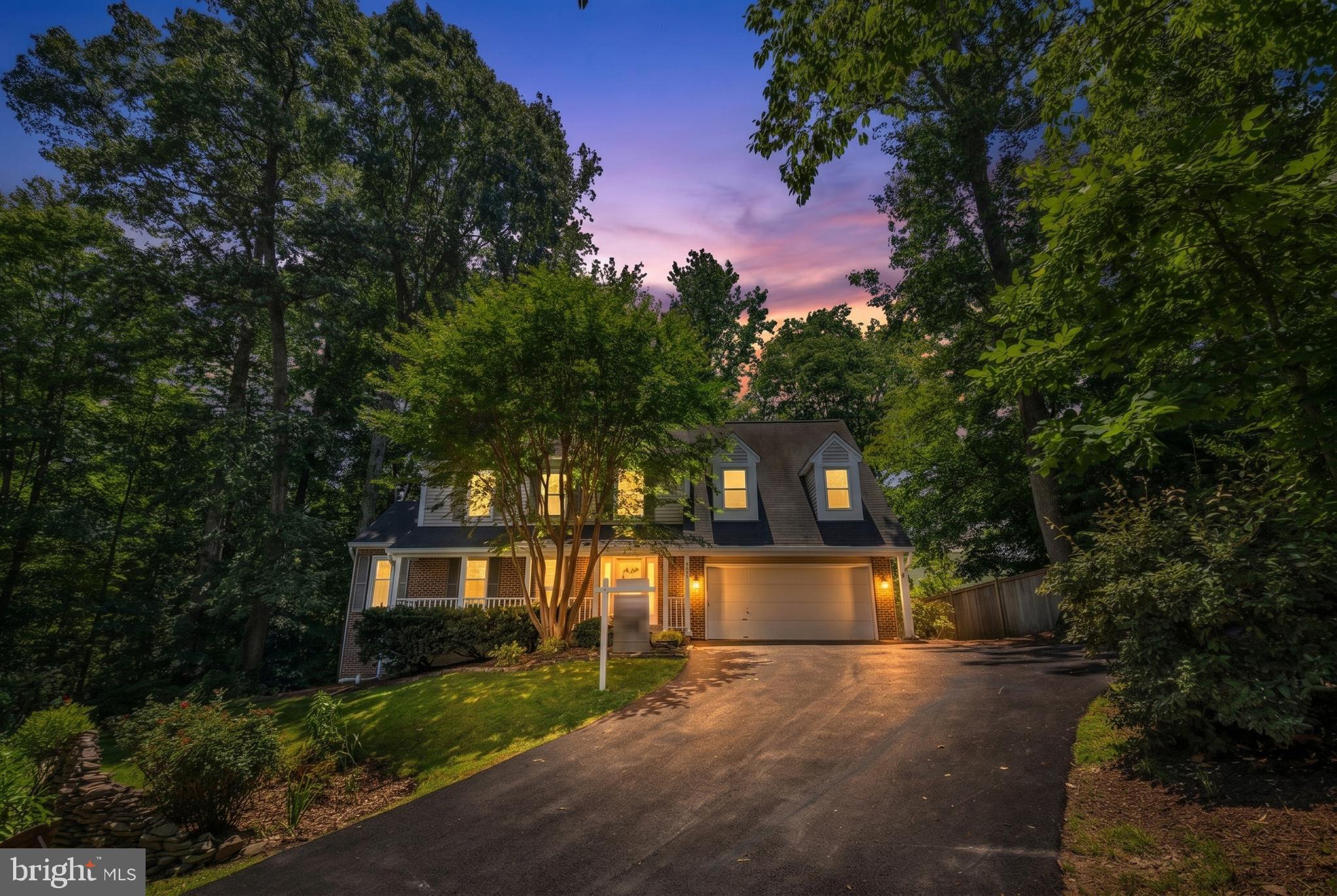 SOUTH RUN OAKS - Residential