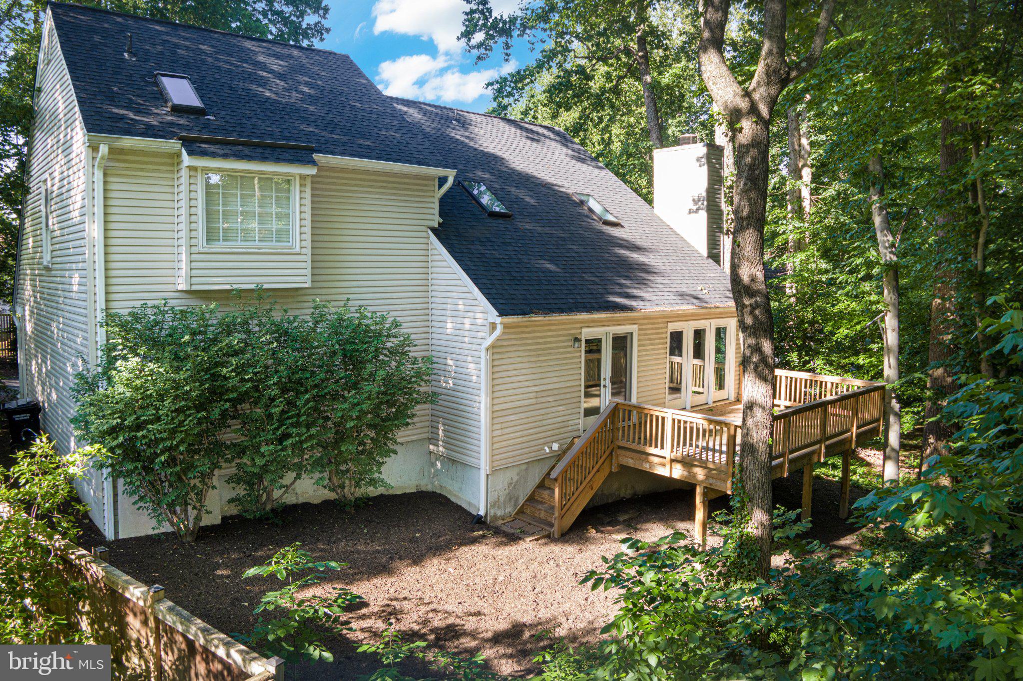 SOUTH RUN OAKS - Residential