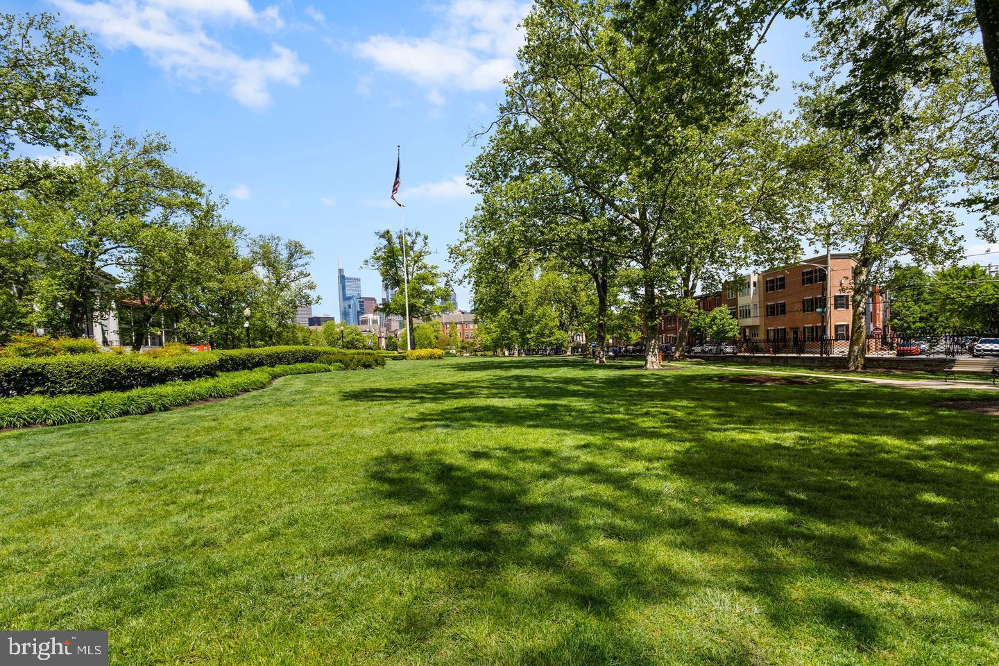 NAVAL SQUARE - Residential
