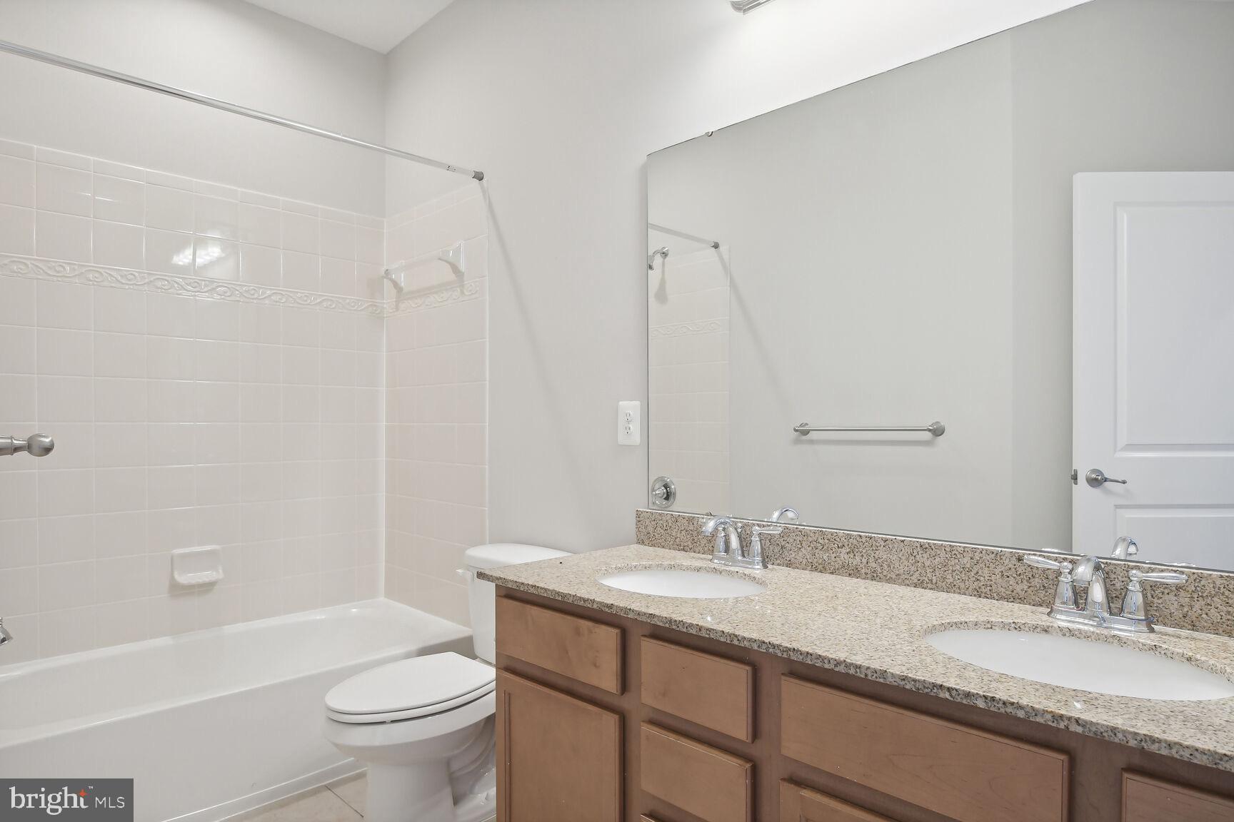 MORLEY CORNER - Residential Lease