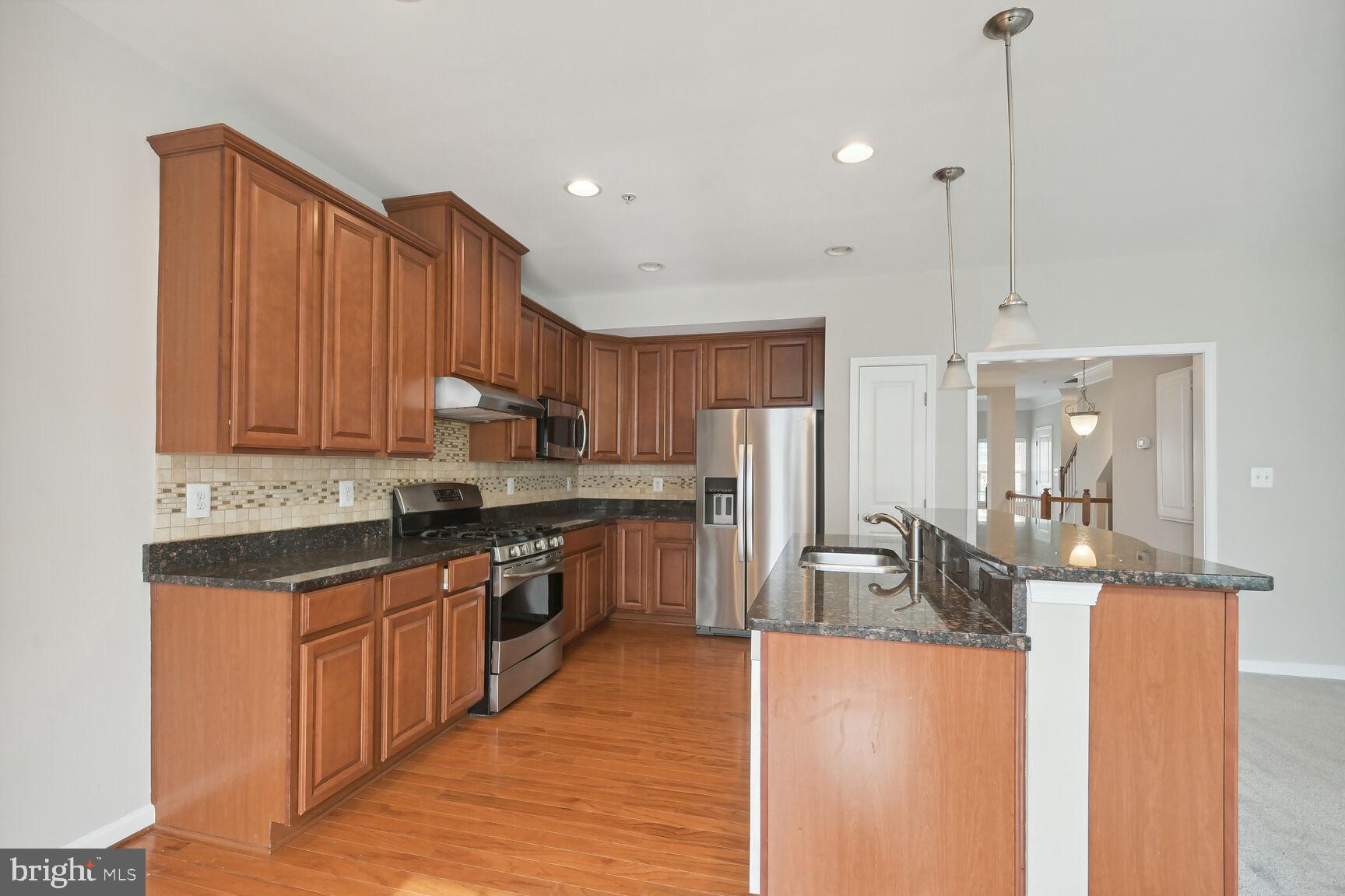 MORLEY CORNER - Residential Lease