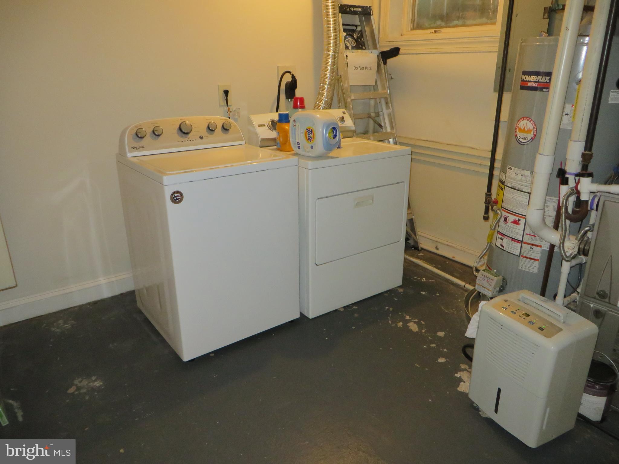 CARRIAGE WORKS - Residential Lease