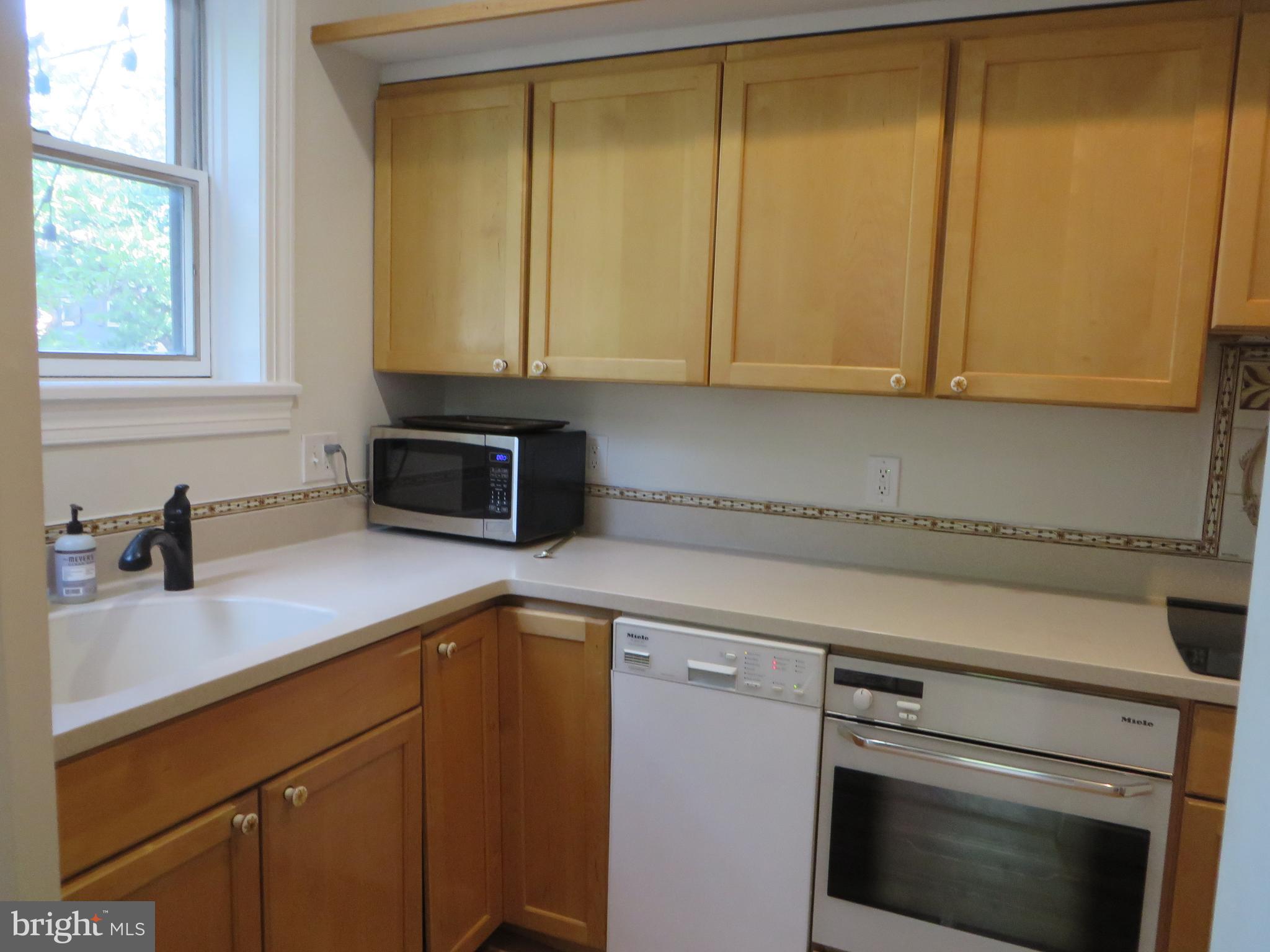 CARRIAGE WORKS - Residential Lease