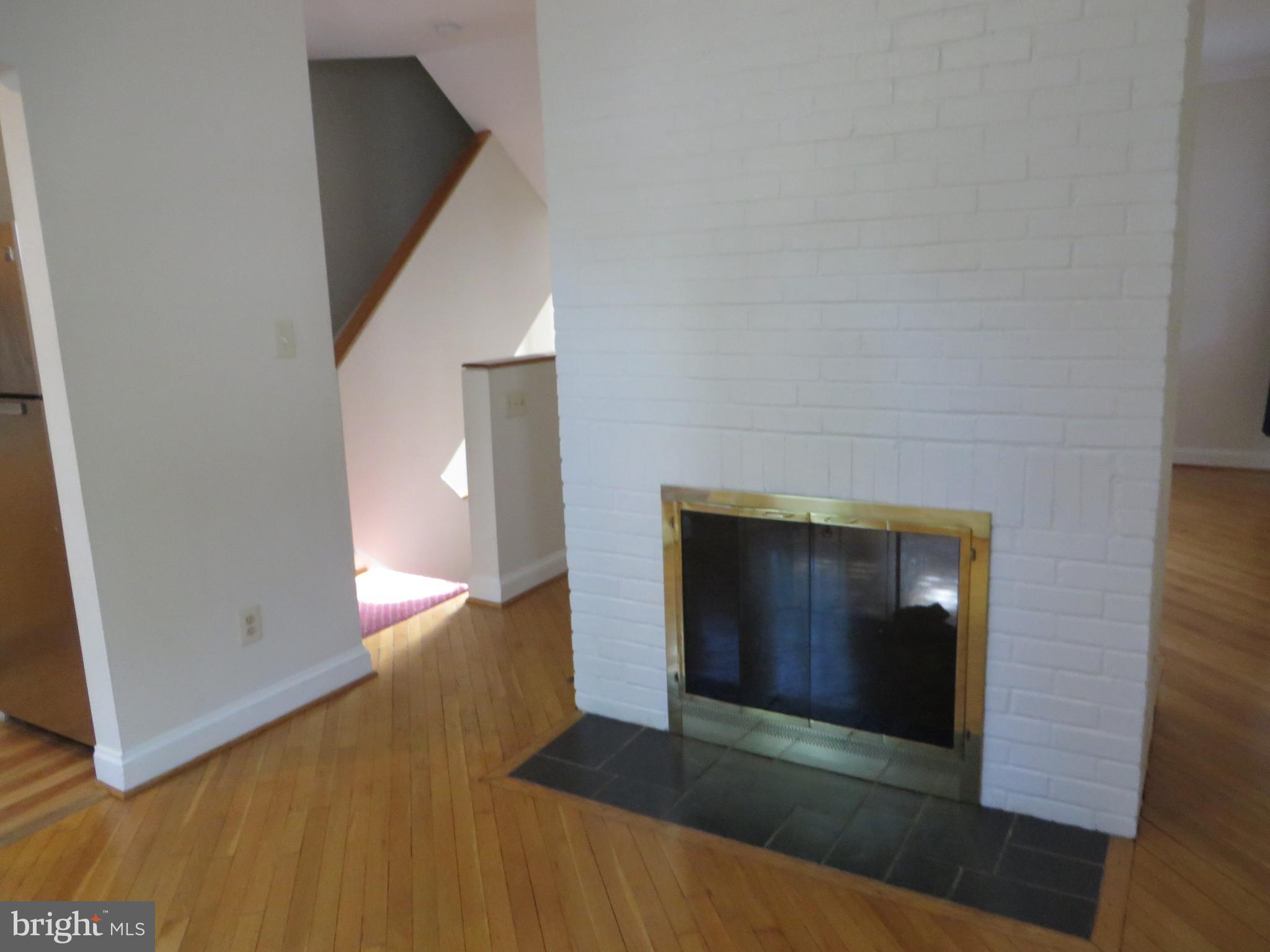 CARRIAGE WORKS - Residential Lease