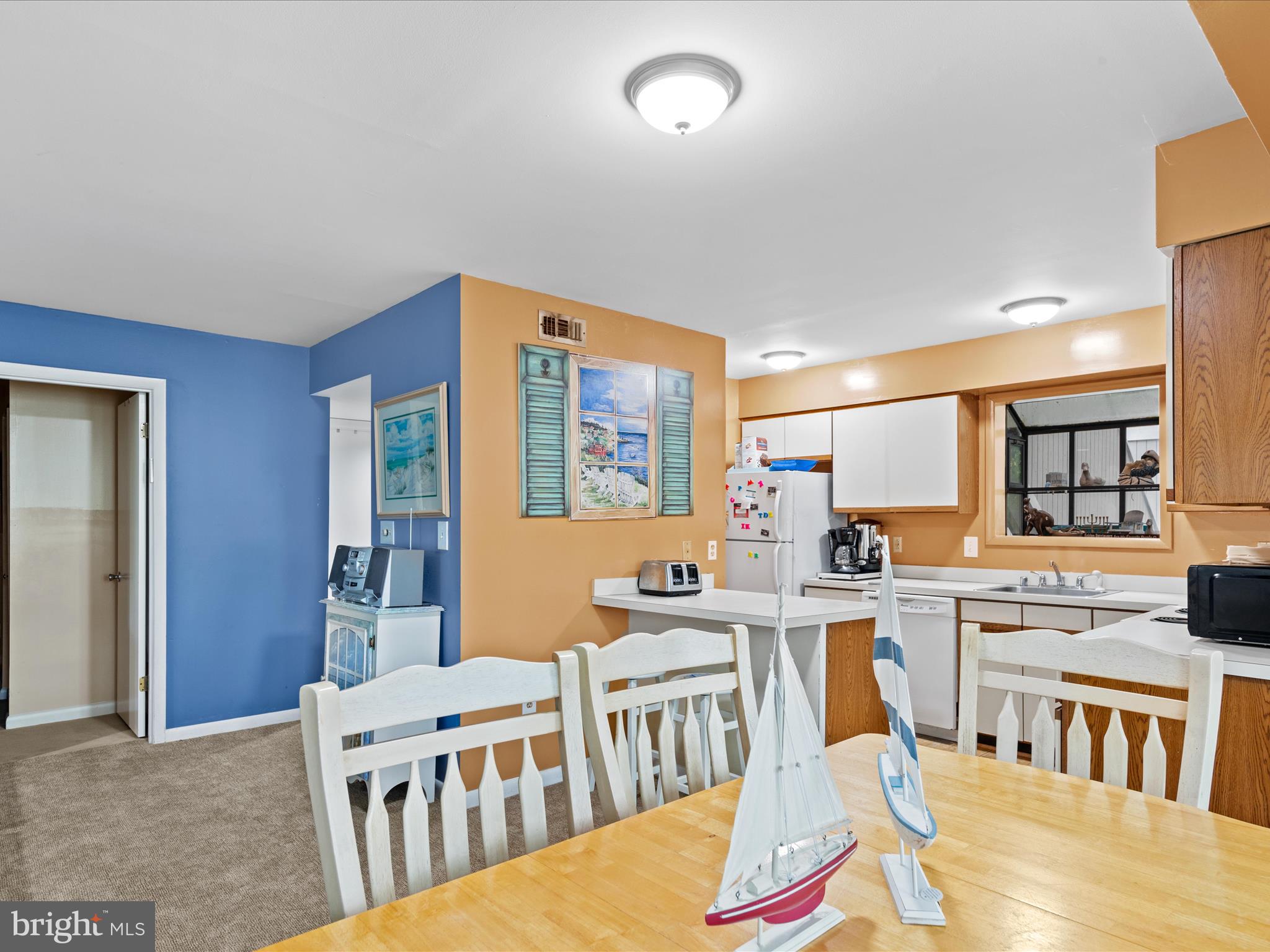 SEA COLONY WEST - Residential
