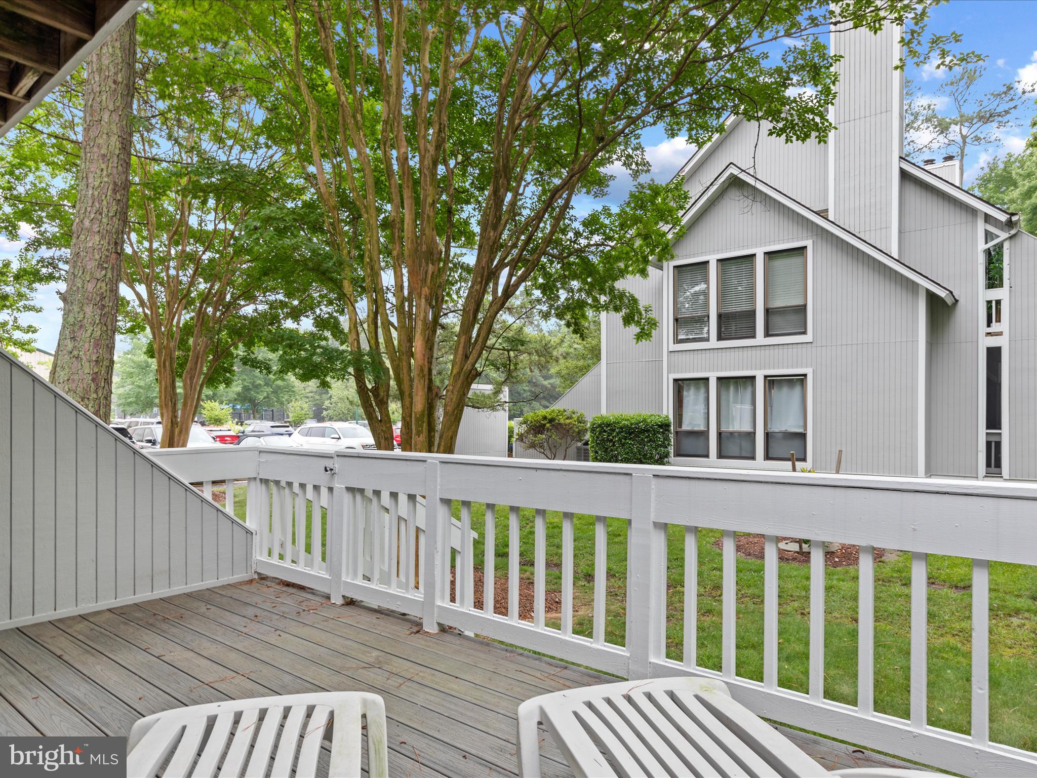 SEA COLONY WEST - Residential