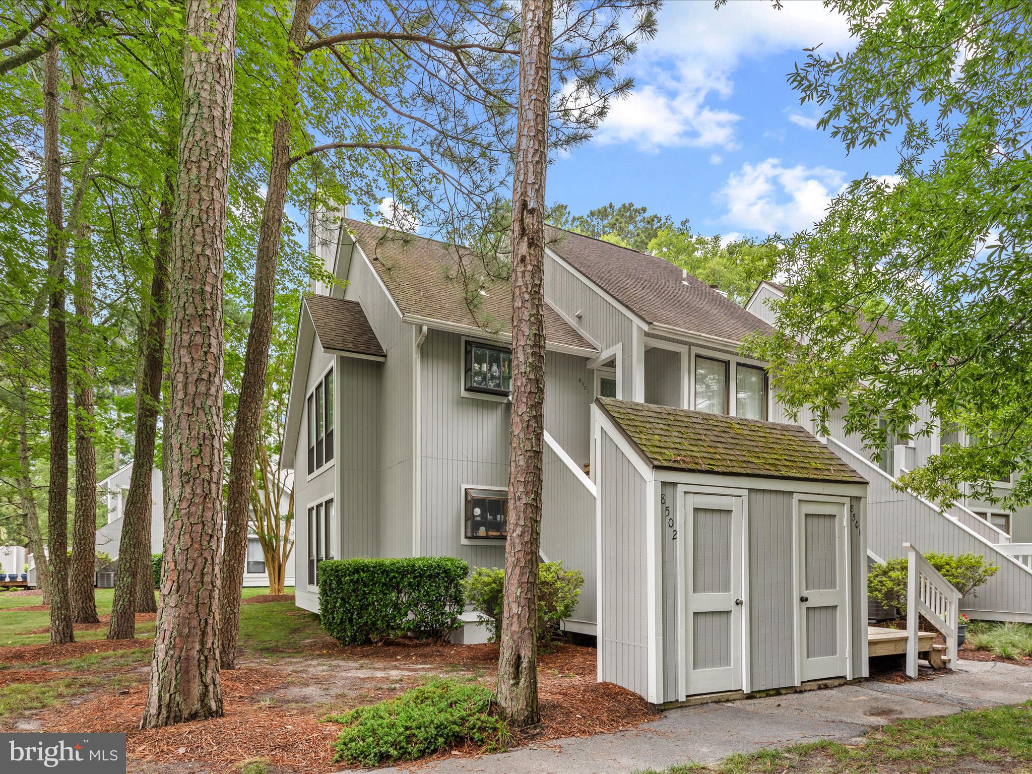 SEA COLONY WEST - Residential