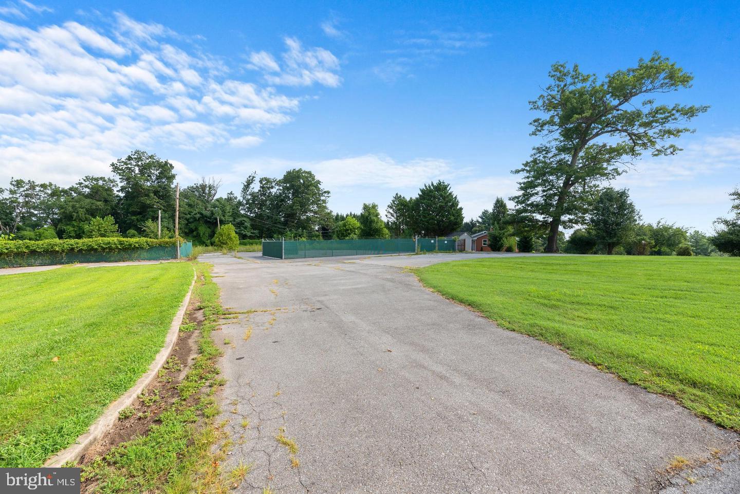 DAISY HILL ESTATES - Commercial Sale