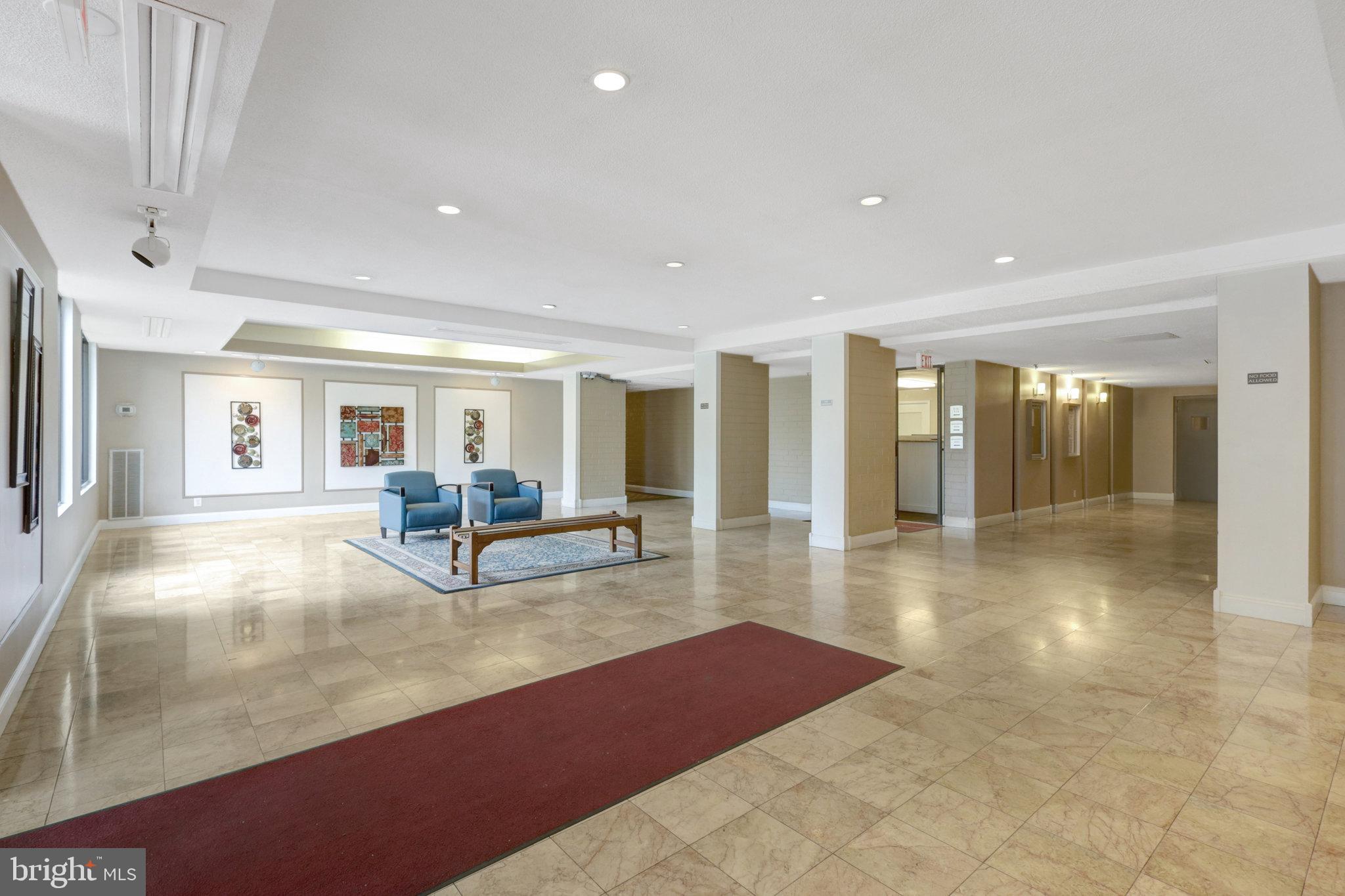 WOODLAKE TOWERS - Residential