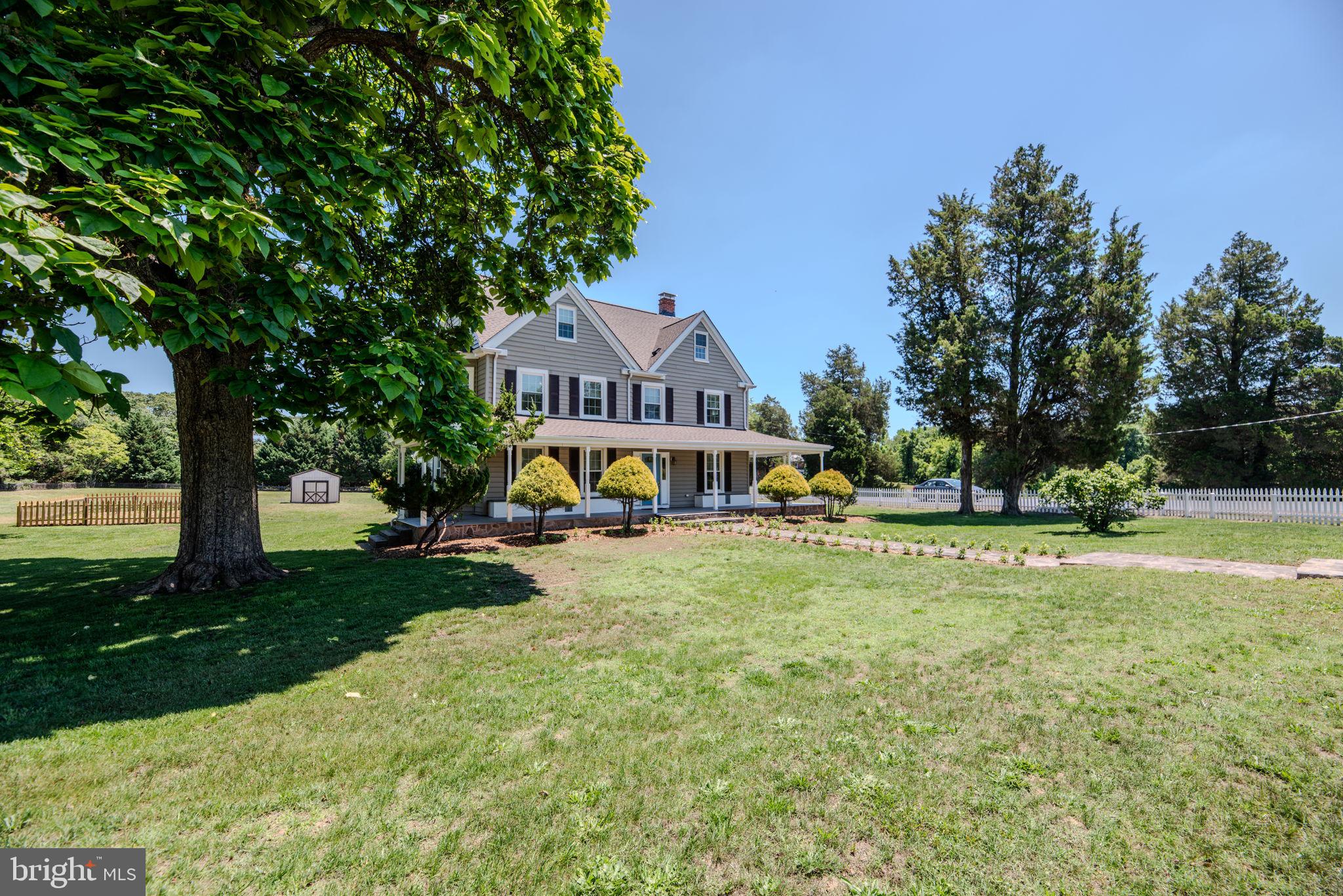 CHARLOTTE HALL - Residential