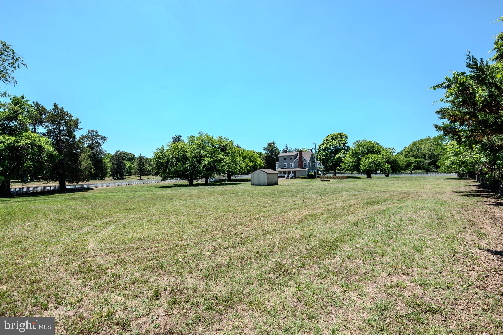 CHARLOTTE HALL - Residential