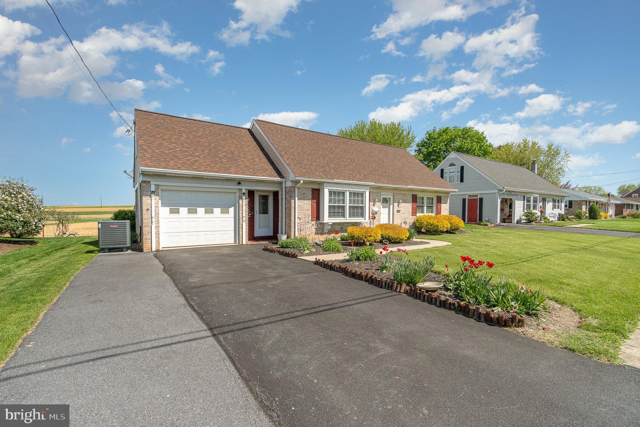 NEW HOLLAND BOROUGH - Residential