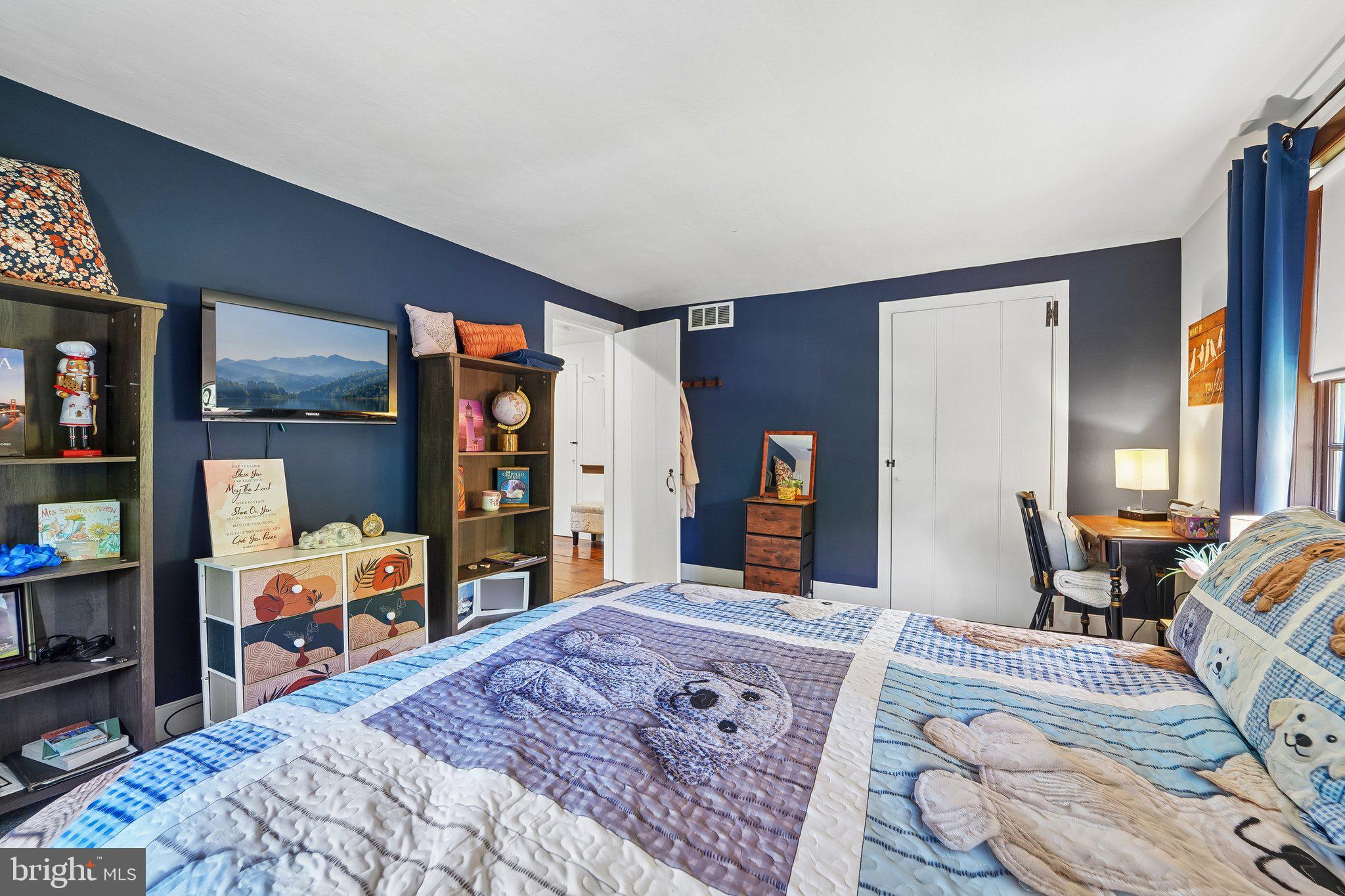 BROADVIEW ESTATES - Residential