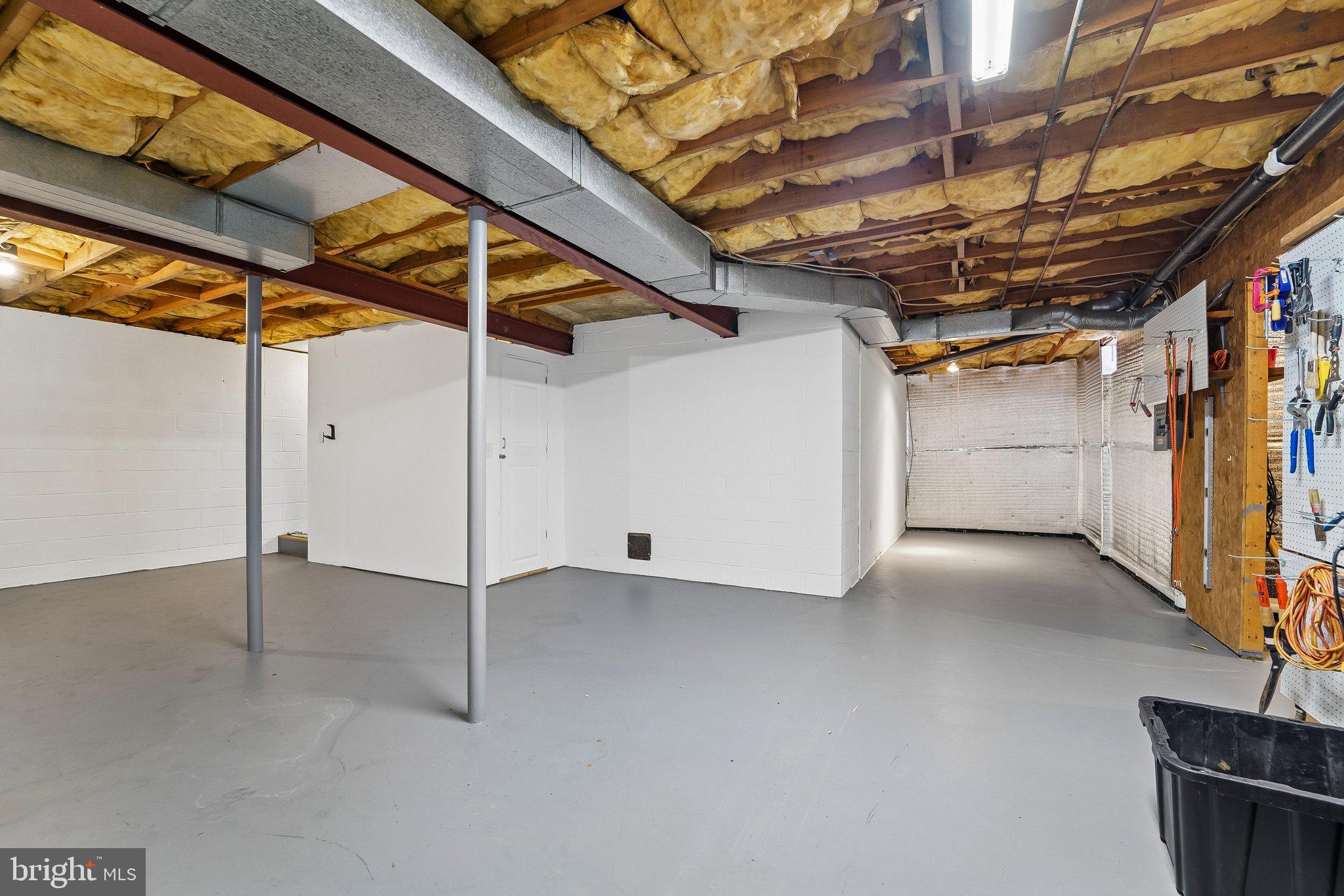 BROADVIEW ESTATES - Residential