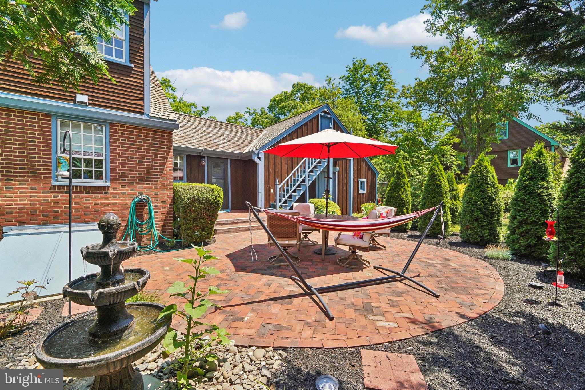 BROADVIEW ESTATES - Residential